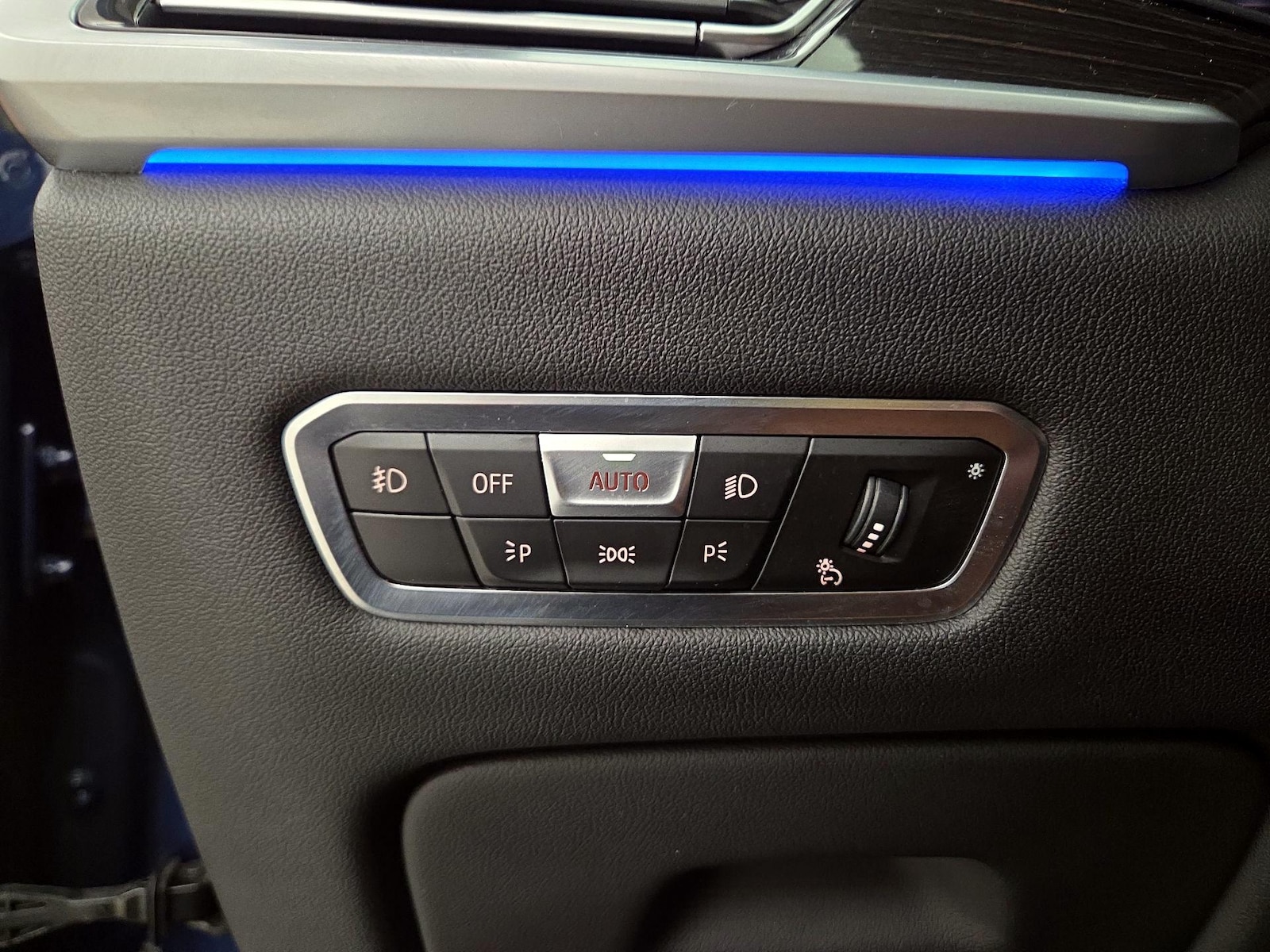 2021 BMW X7 40i - Photo 14