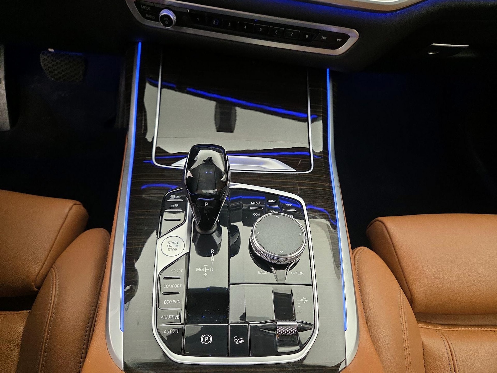 2021 BMW X7 40i - Photo 18