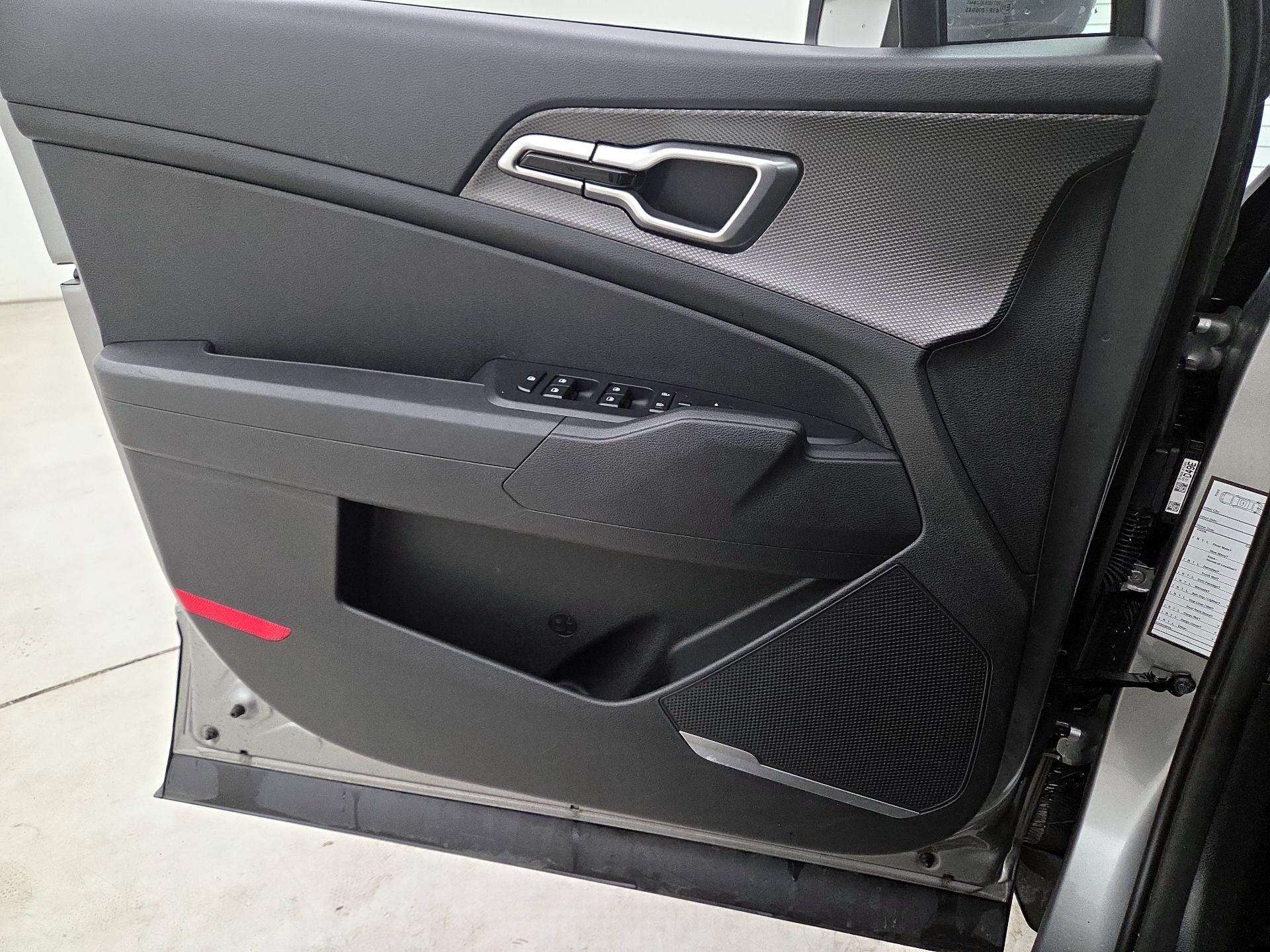 Thumbnail: 2024 Kia Sportage - 12