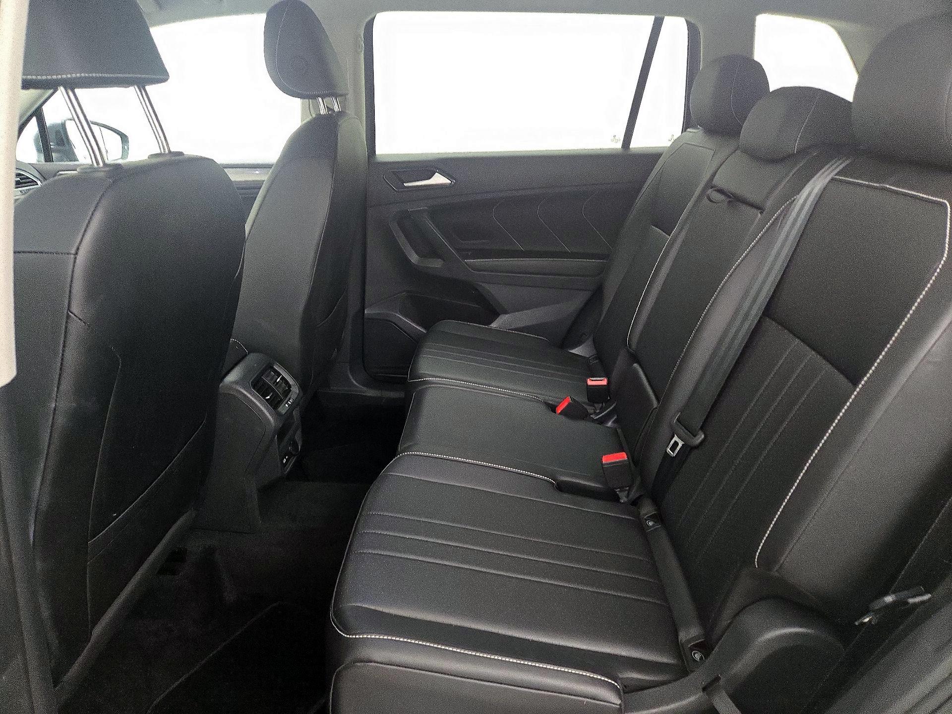 Thumbnail: 2024 Volkswagen Tiguan - 19