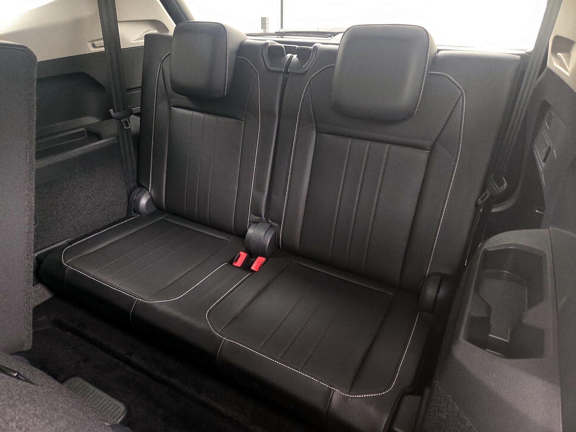 Thumbnail: 2024 Volkswagen Tiguan - 20