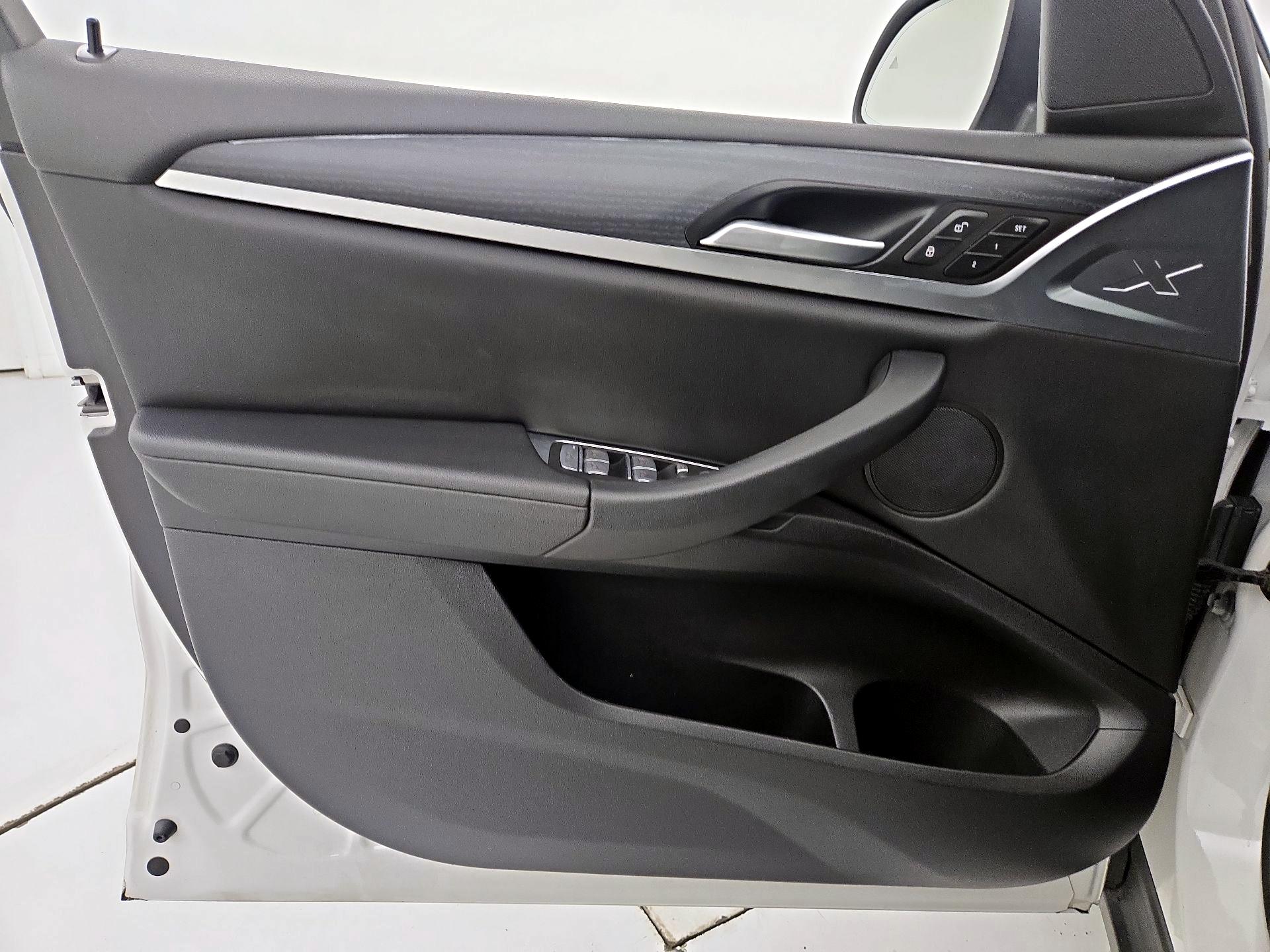 Thumbnail: 2024 BMW X3 - 12