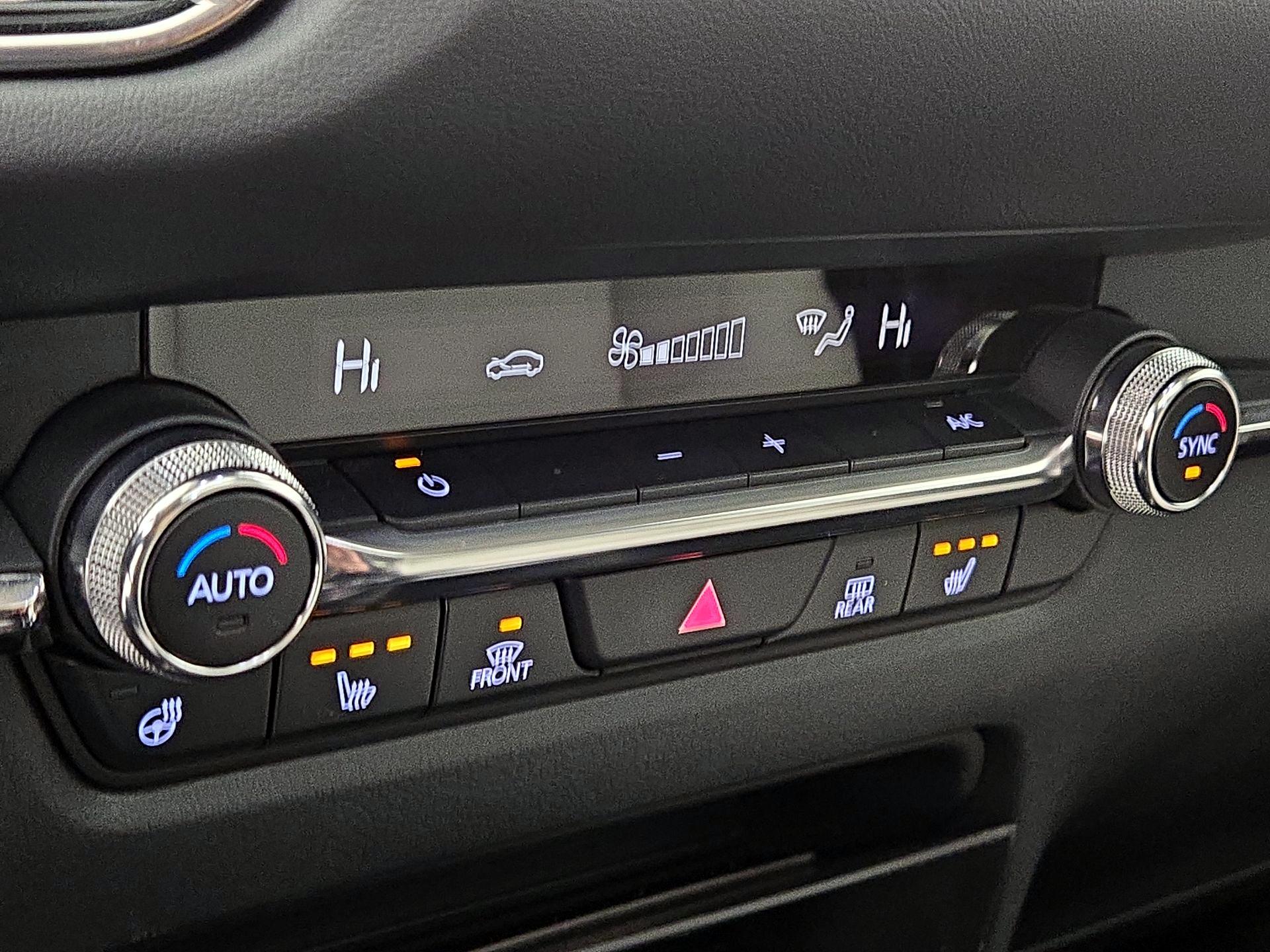 Thumbnail: 2023 Mazda CX-30 - 17