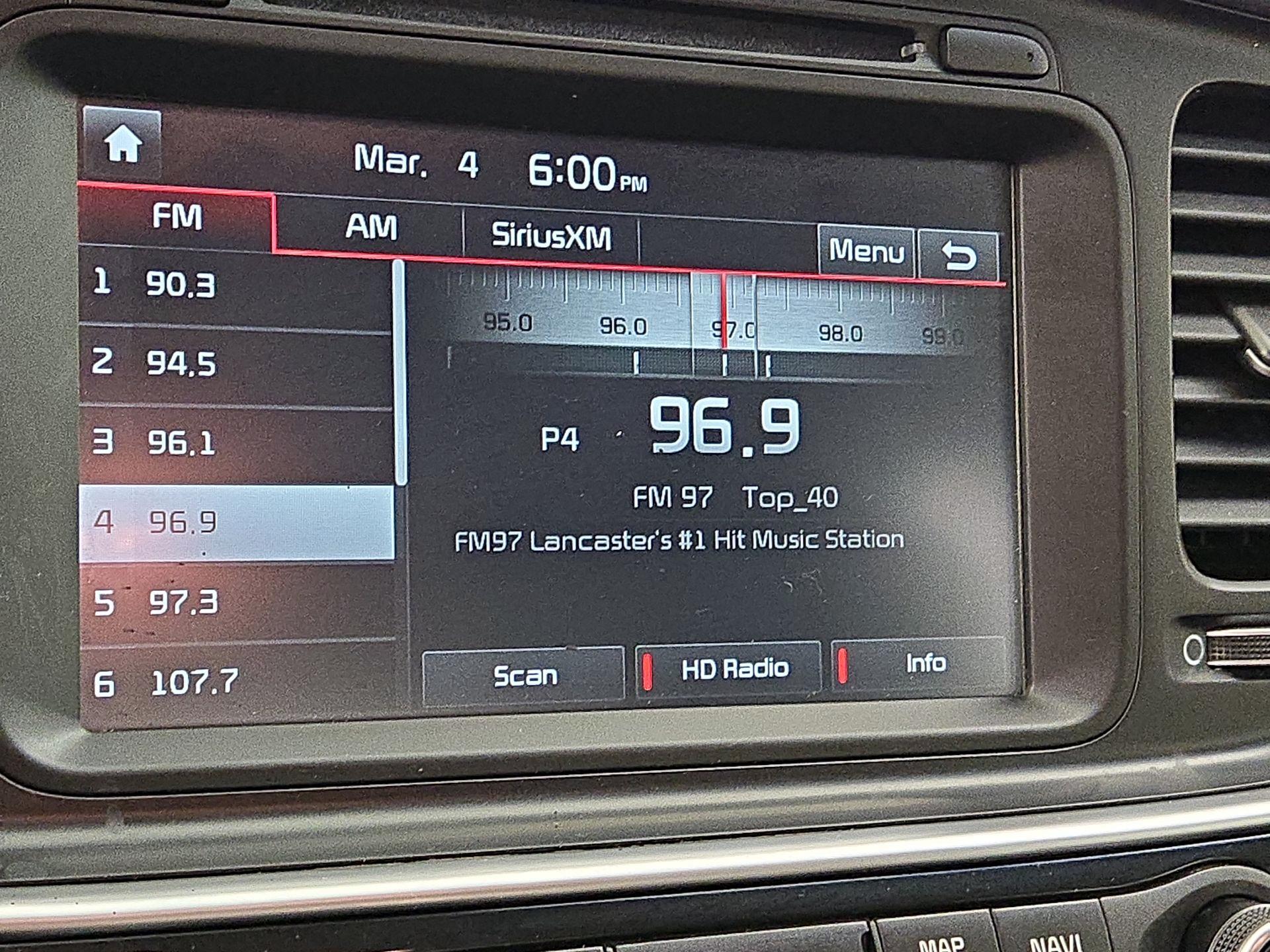 Thumbnail: 2015 Kia Optima - 15