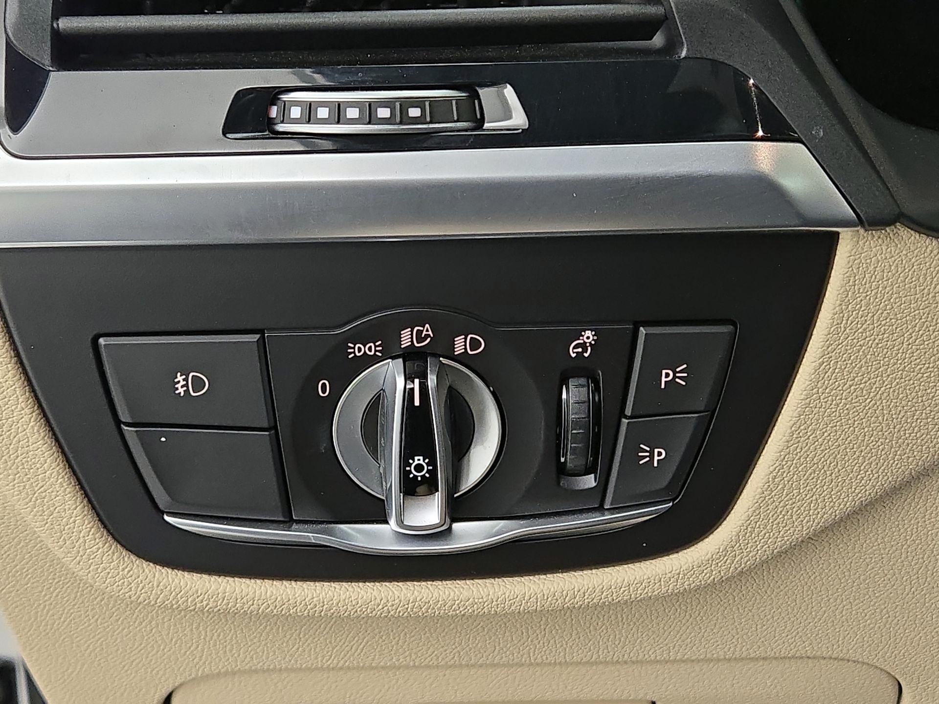 Thumbnail: 2020 BMW X3 - 13