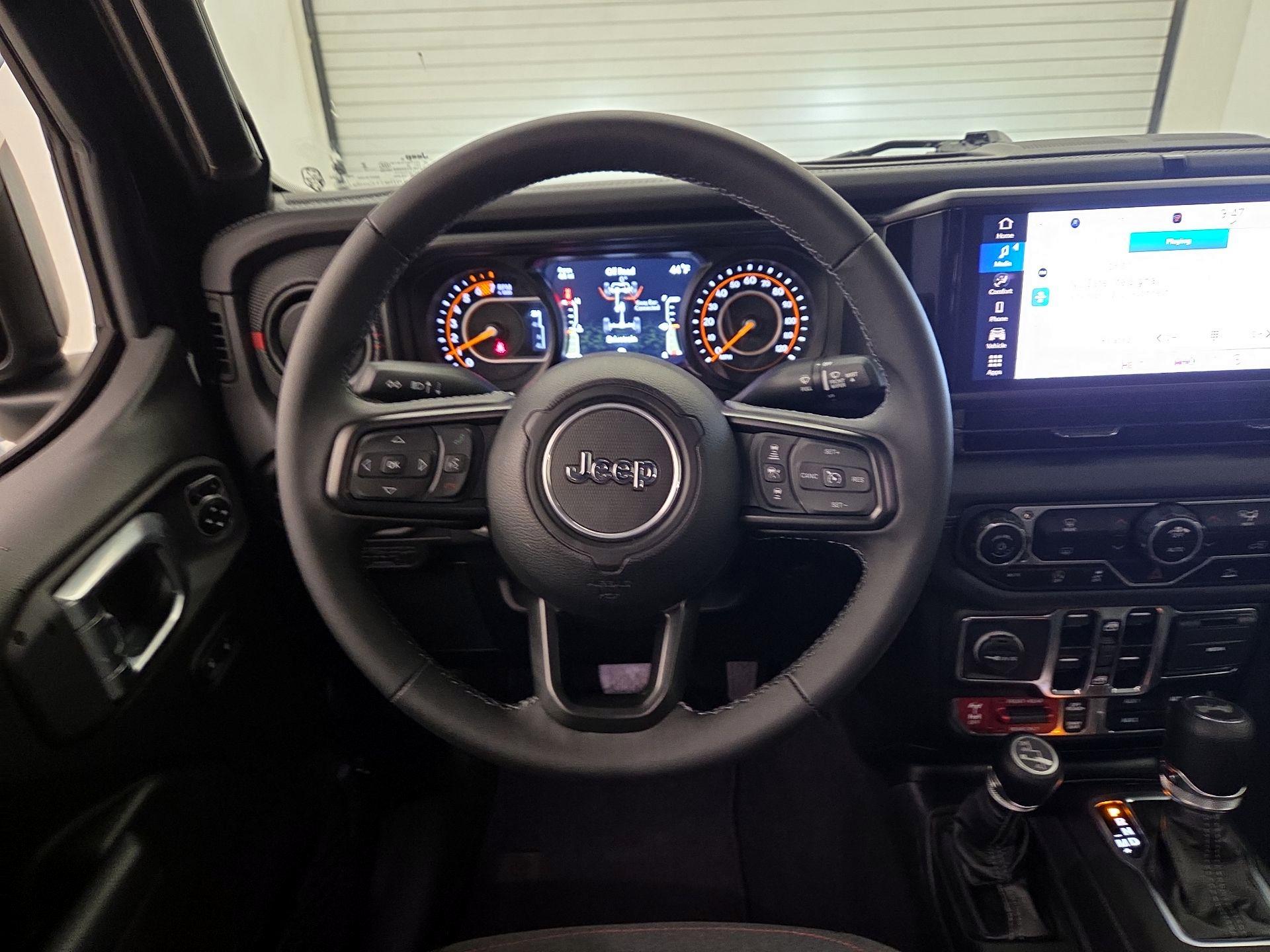 Thumbnail: 2025 Jeep Wrangler - 10