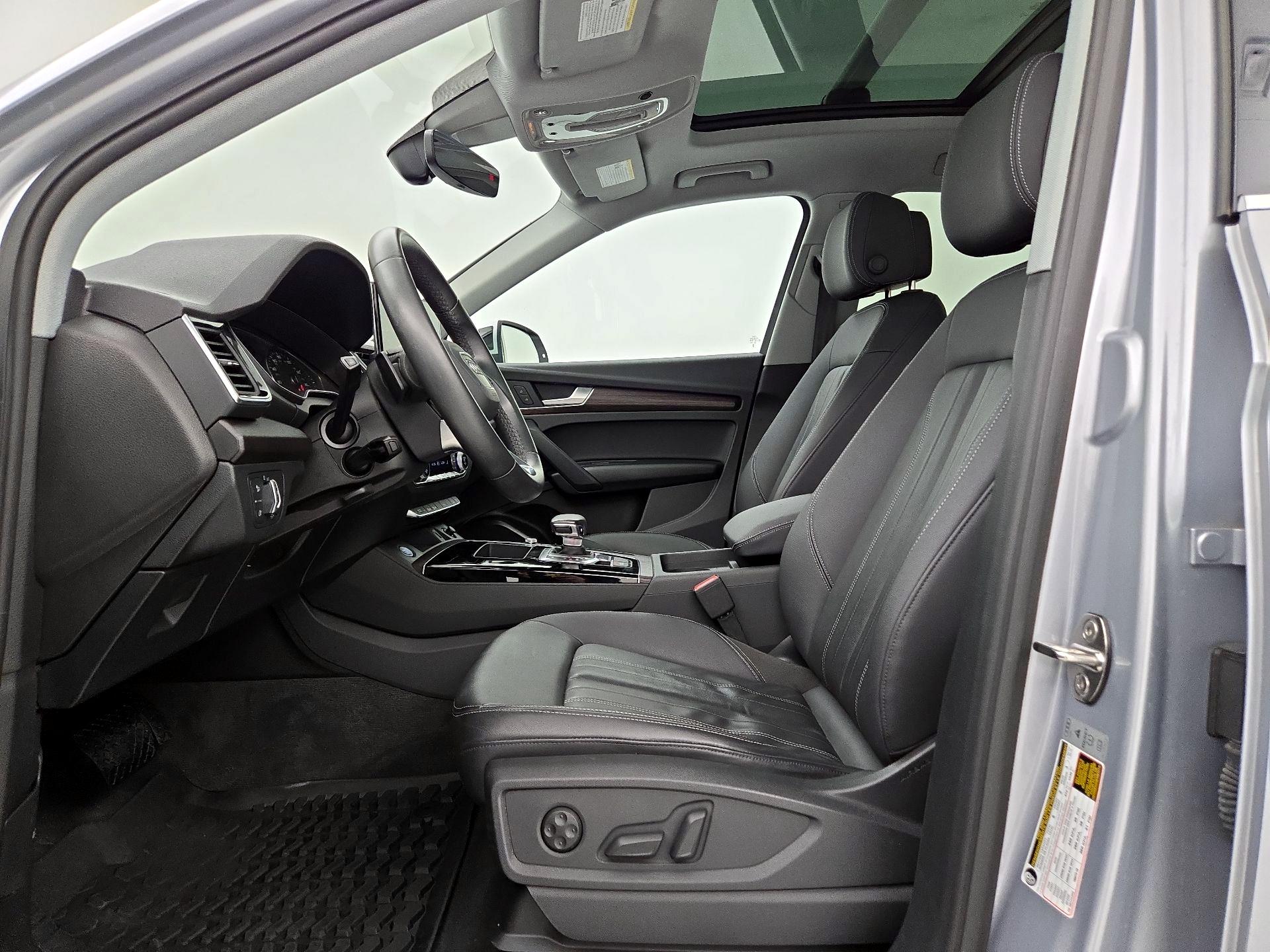 Thumbnail: 2023 Audi Q5 - 11