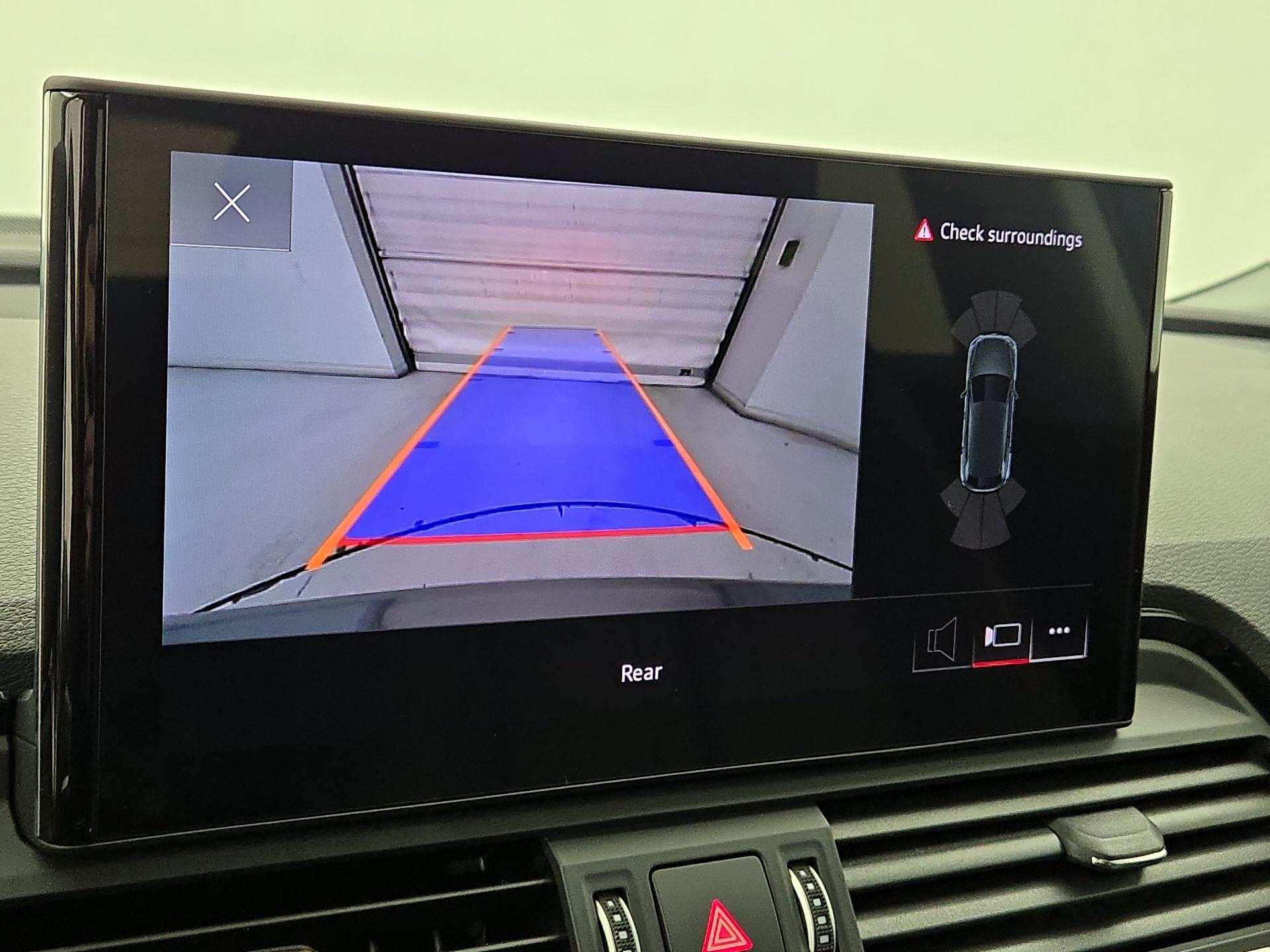 Thumbnail: 2023 Audi Q5 - 13