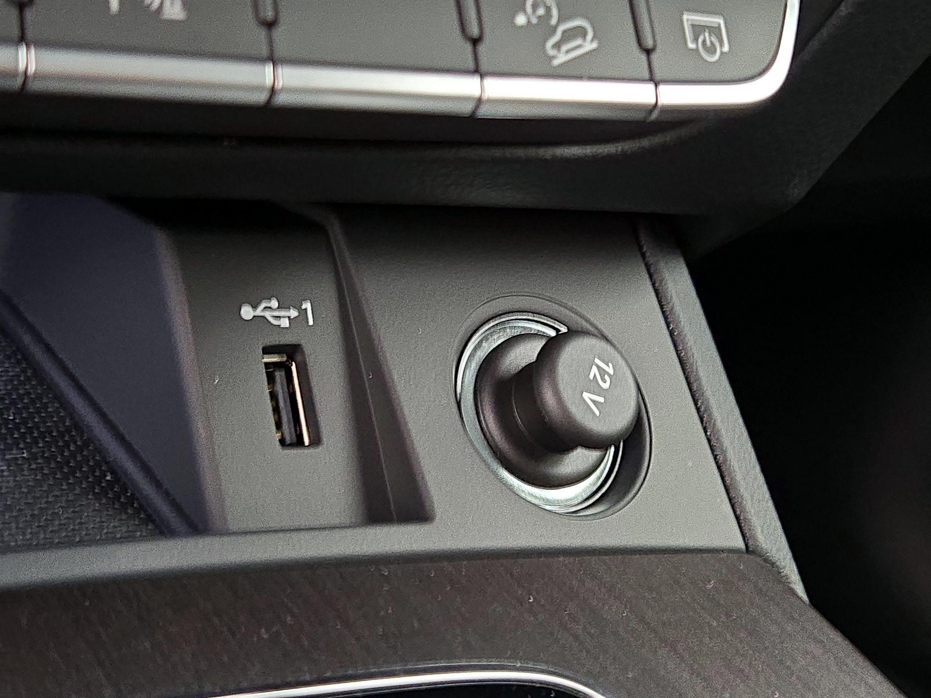 Thumbnail: 2023 Audi Q5 - 17