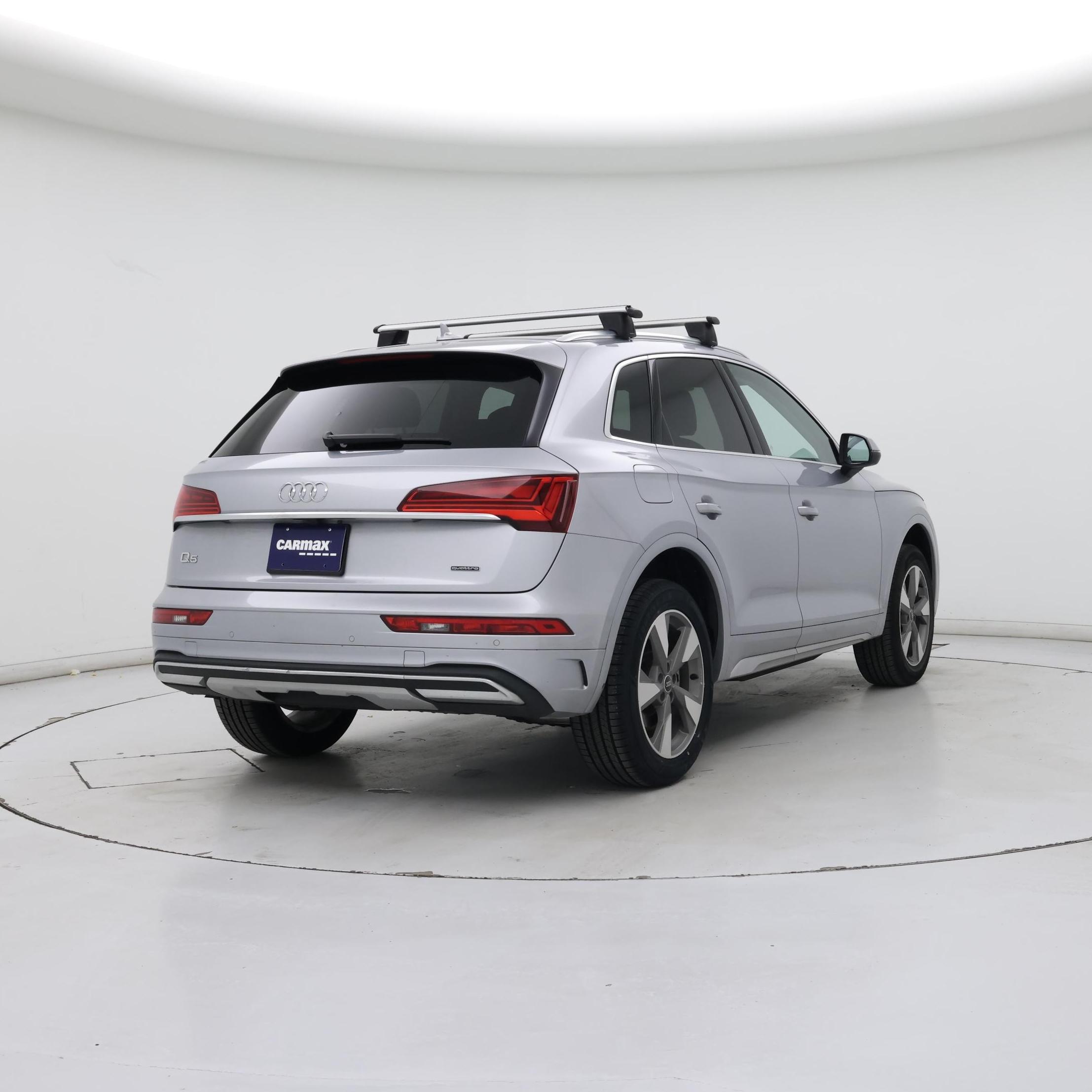 Thumbnail: 2023 Audi Q5 - 8