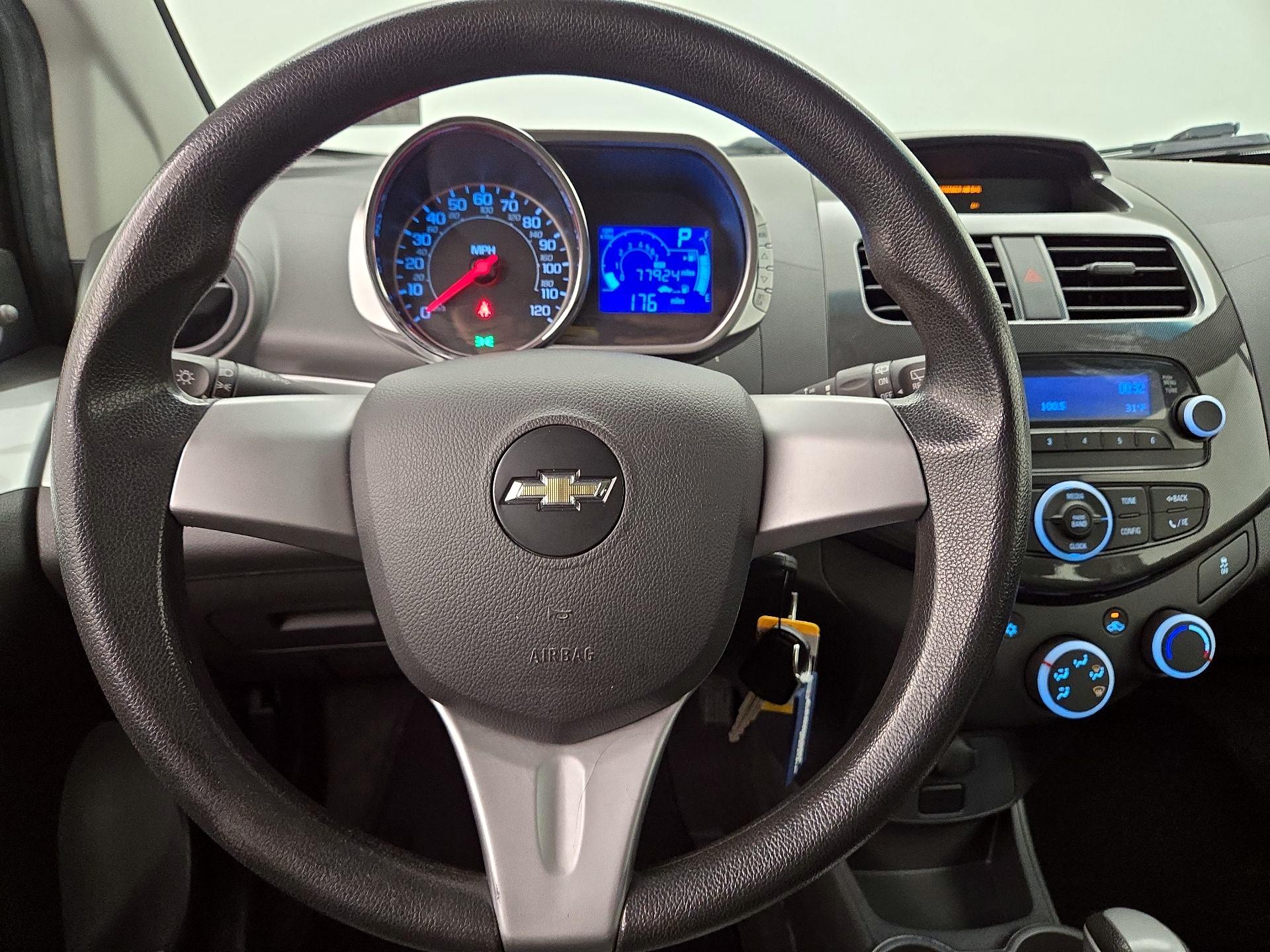 Thumbnail: 2015 Chevrolet Spark - 10