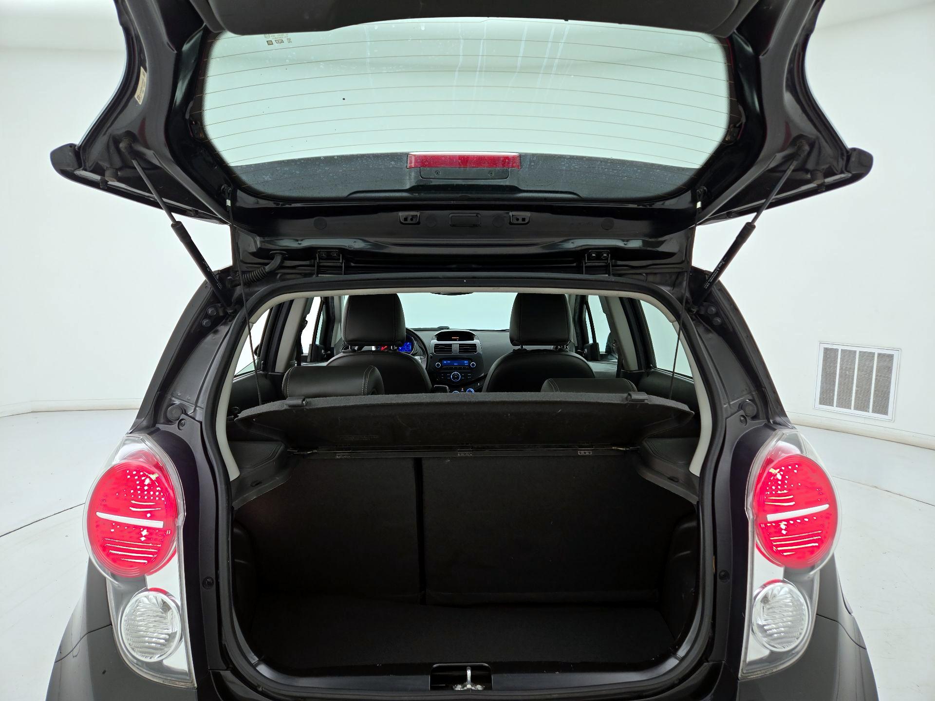 Thumbnail: 2015 Chevrolet Spark - 18