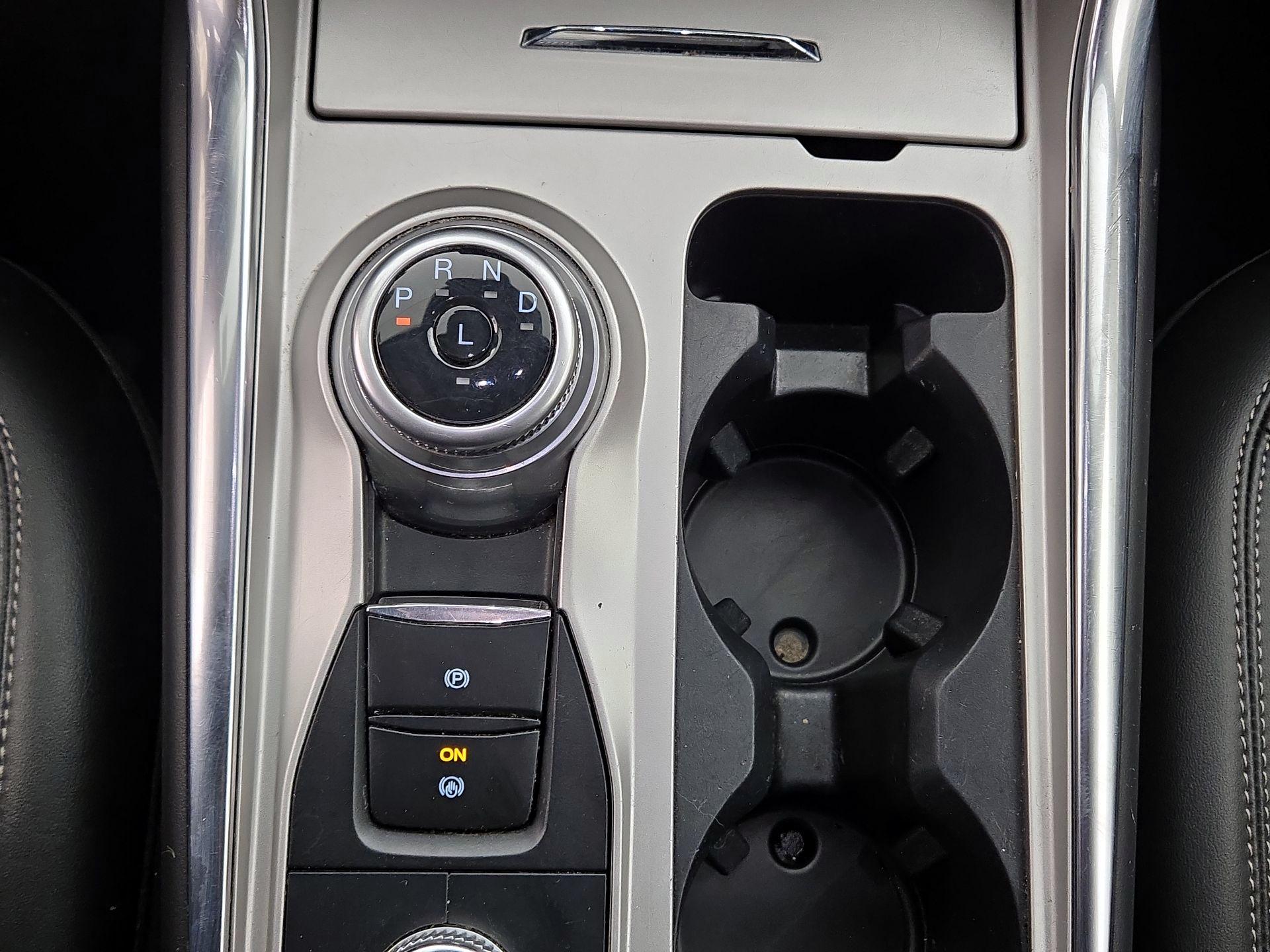 Thumbnail: 2023 Ford Explorer - 16