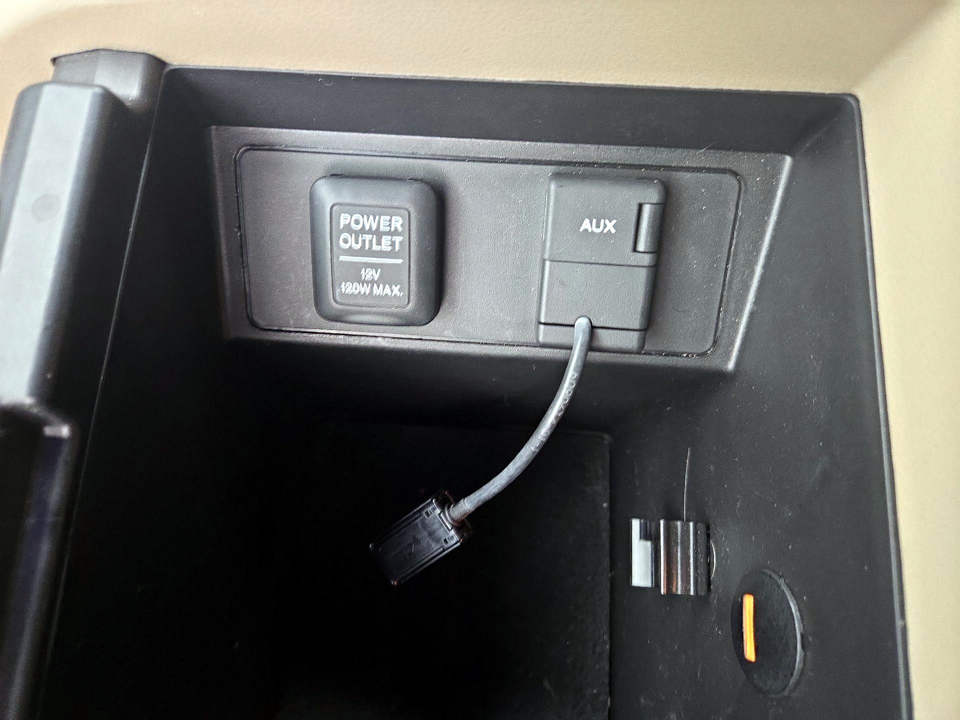 Thumbnail: 2015 Honda Pilot - 18