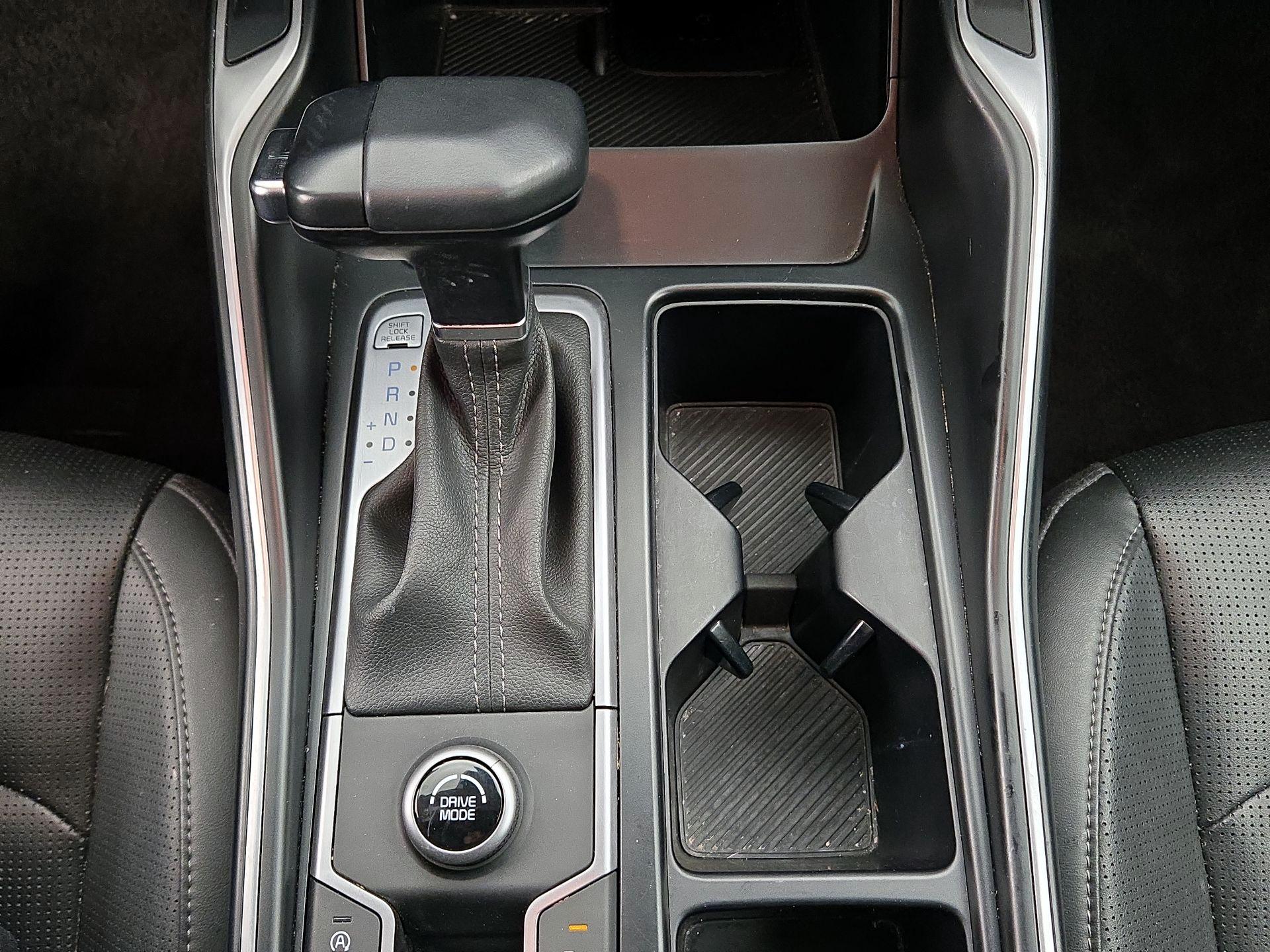 Thumbnail: 2024 Kia Sorento - 17