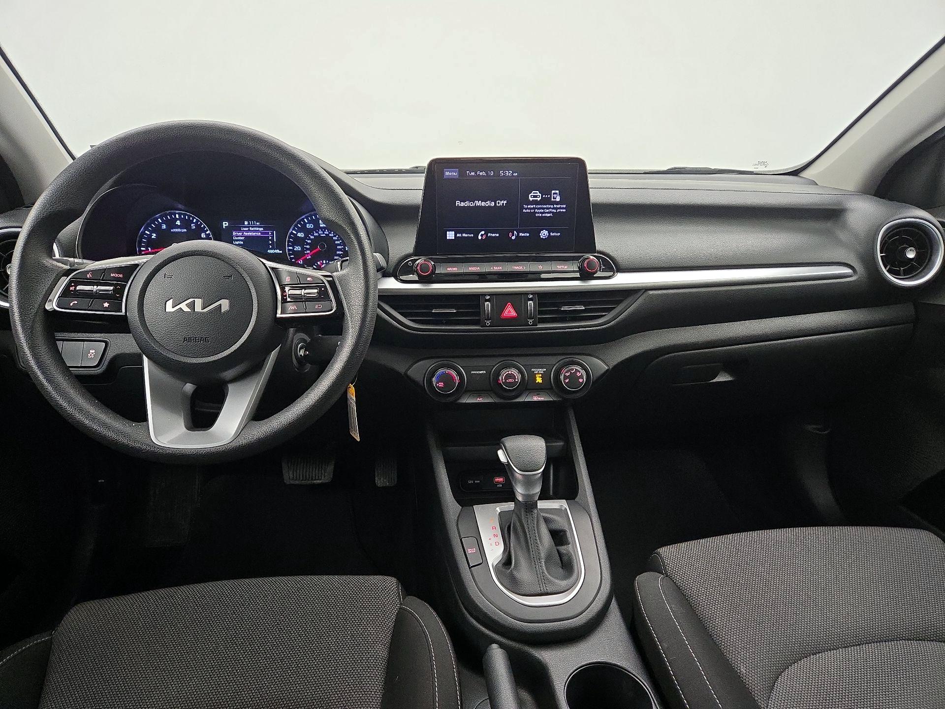 Thumbnail: 2024 Kia Forte - 9