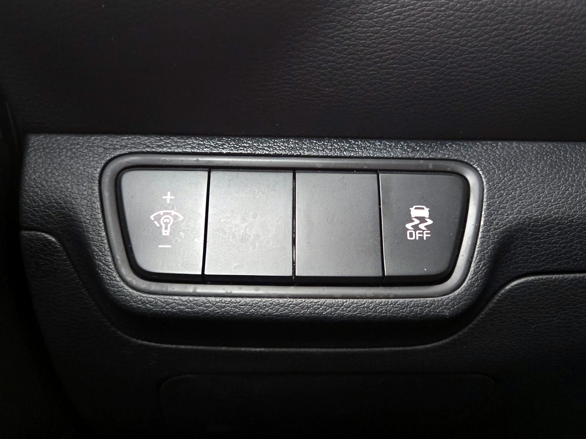 Thumbnail: 2024 Kia Forte - 13