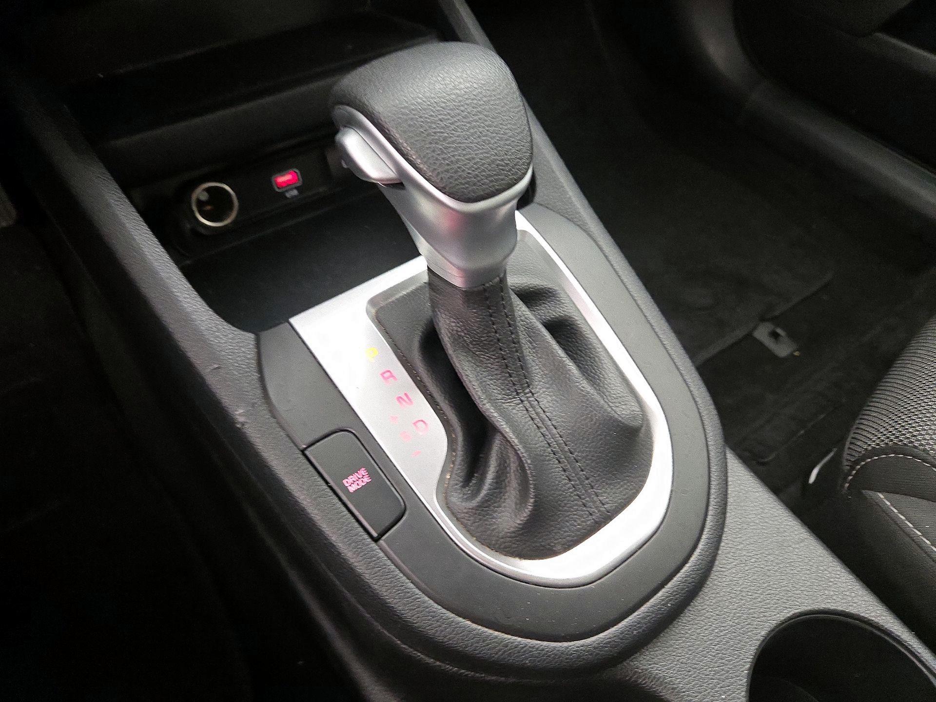 Thumbnail: 2024 Kia Forte - 17