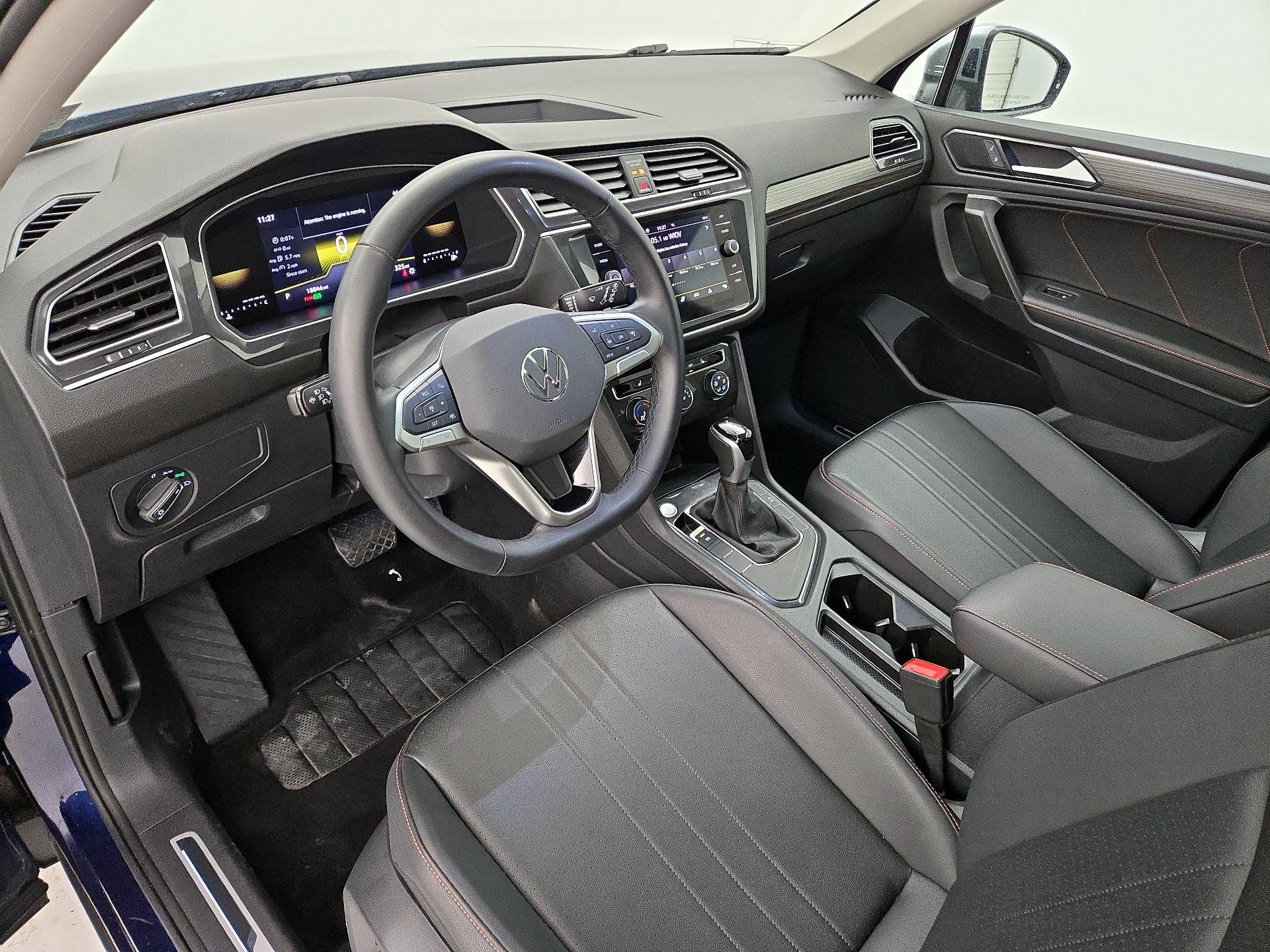 Thumbnail: 2024 Volkswagen Tiguan - 11