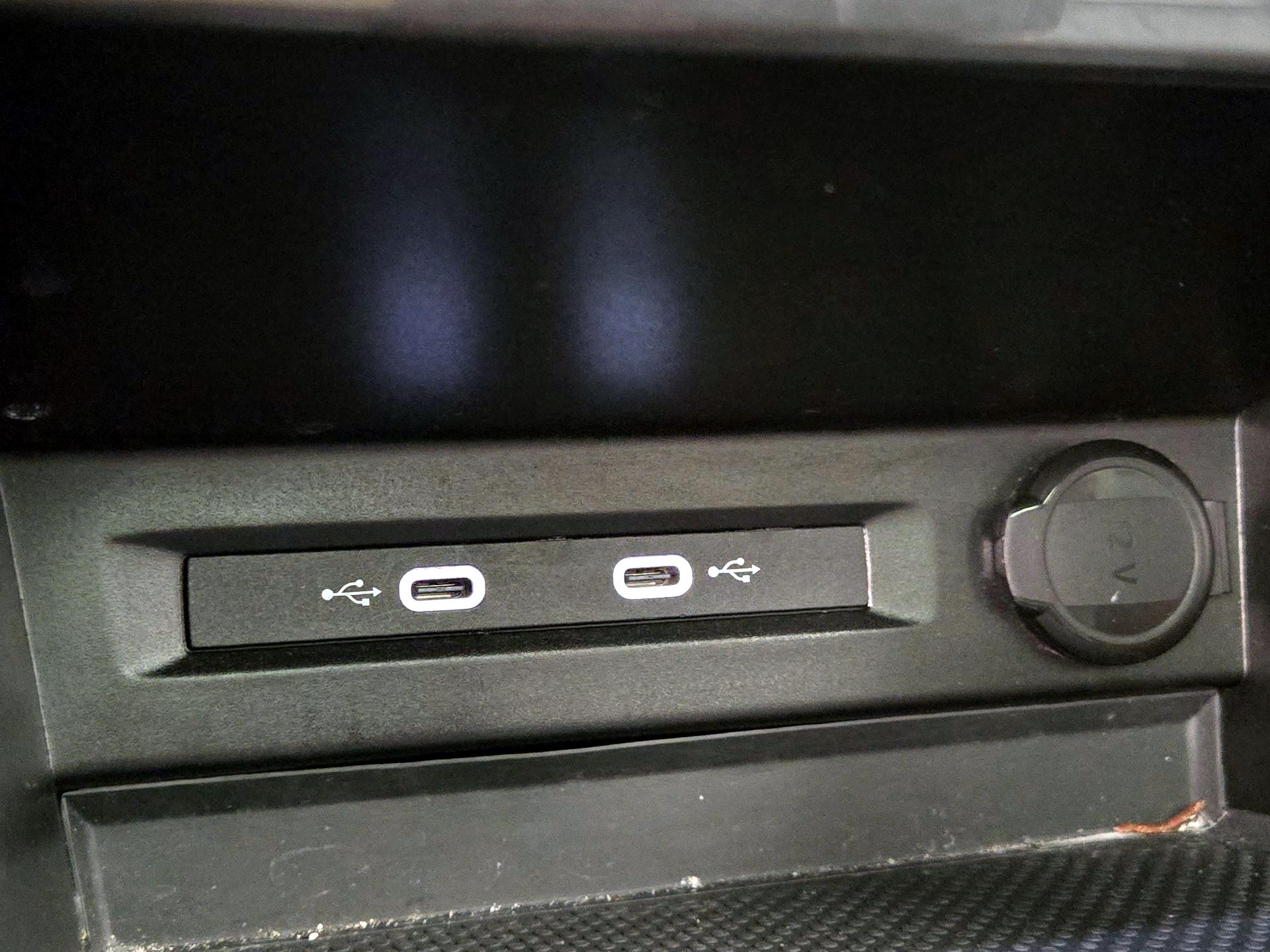 Thumbnail: 2024 Volkswagen Tiguan - 18