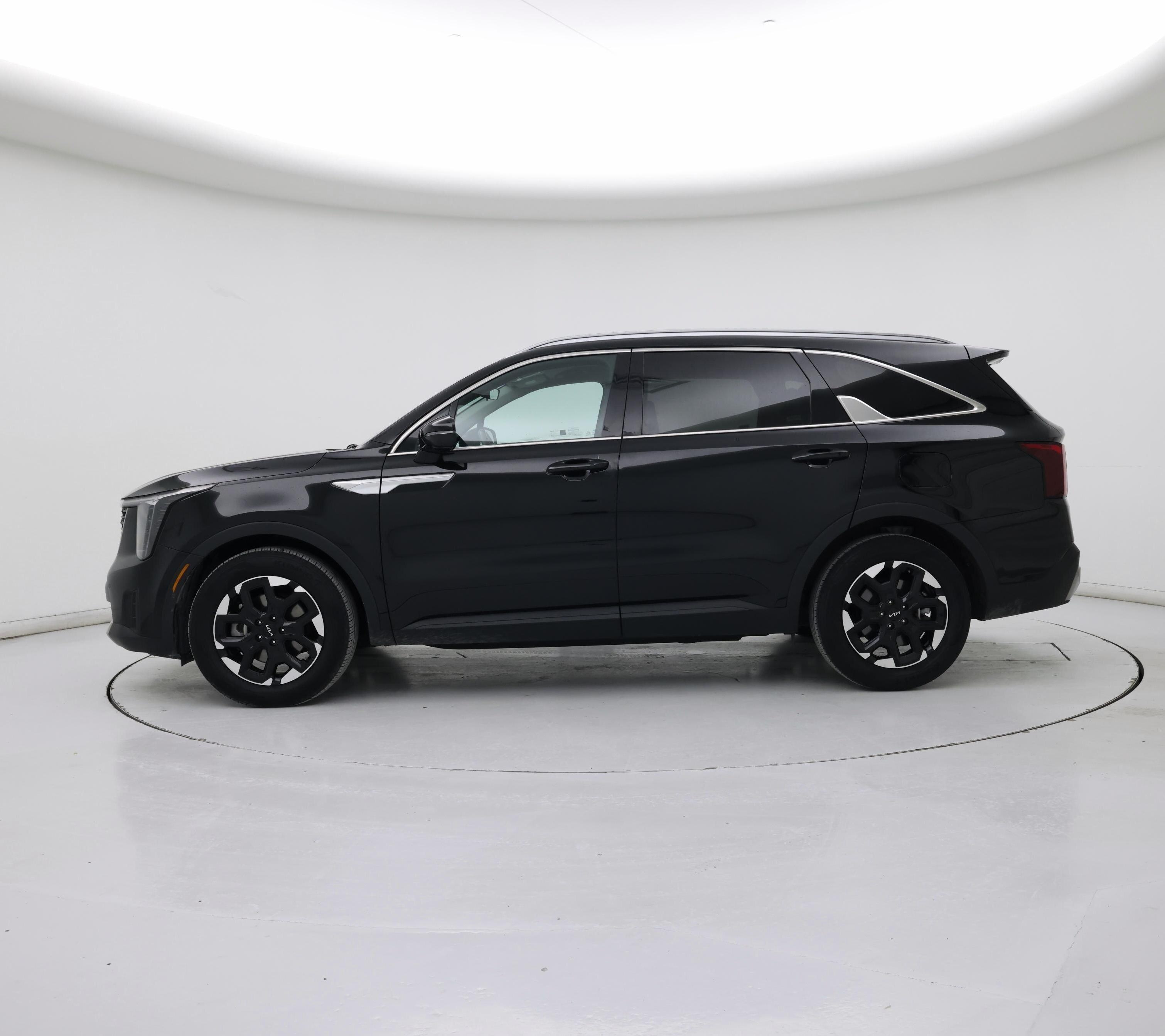 Thumbnail: 2024 Kia Sorento - 3