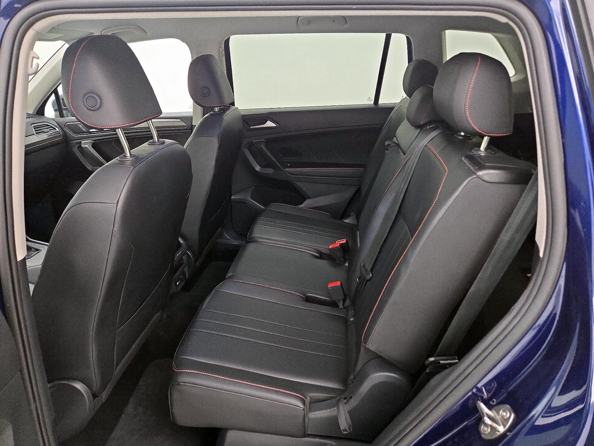 Thumbnail: 2024 Volkswagen Tiguan - 19