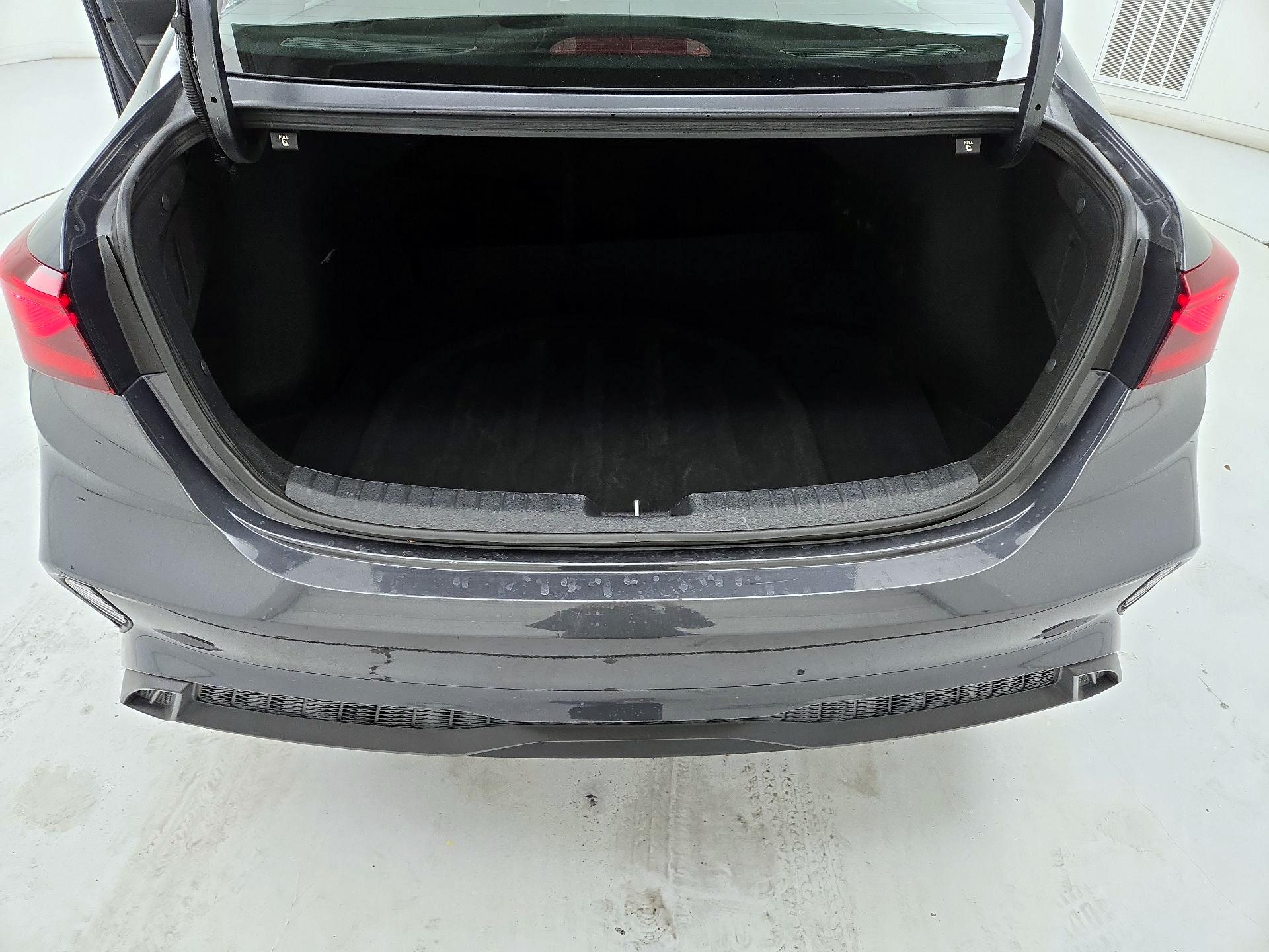 Thumbnail: 2024 Kia Forte - 20