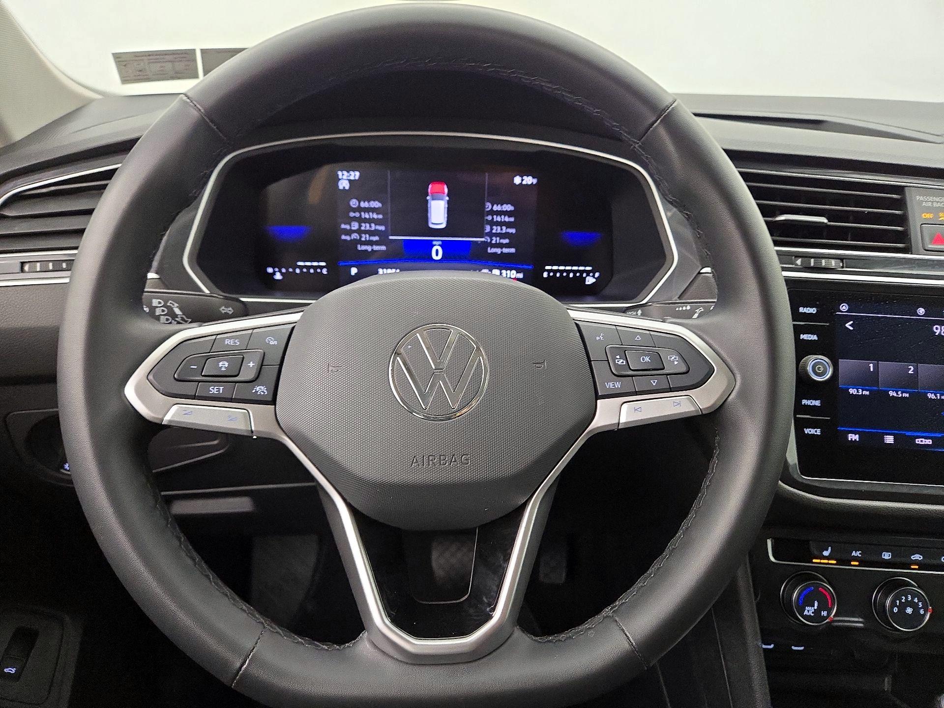 Thumbnail: 2024 Volkswagen Tiguan - 10