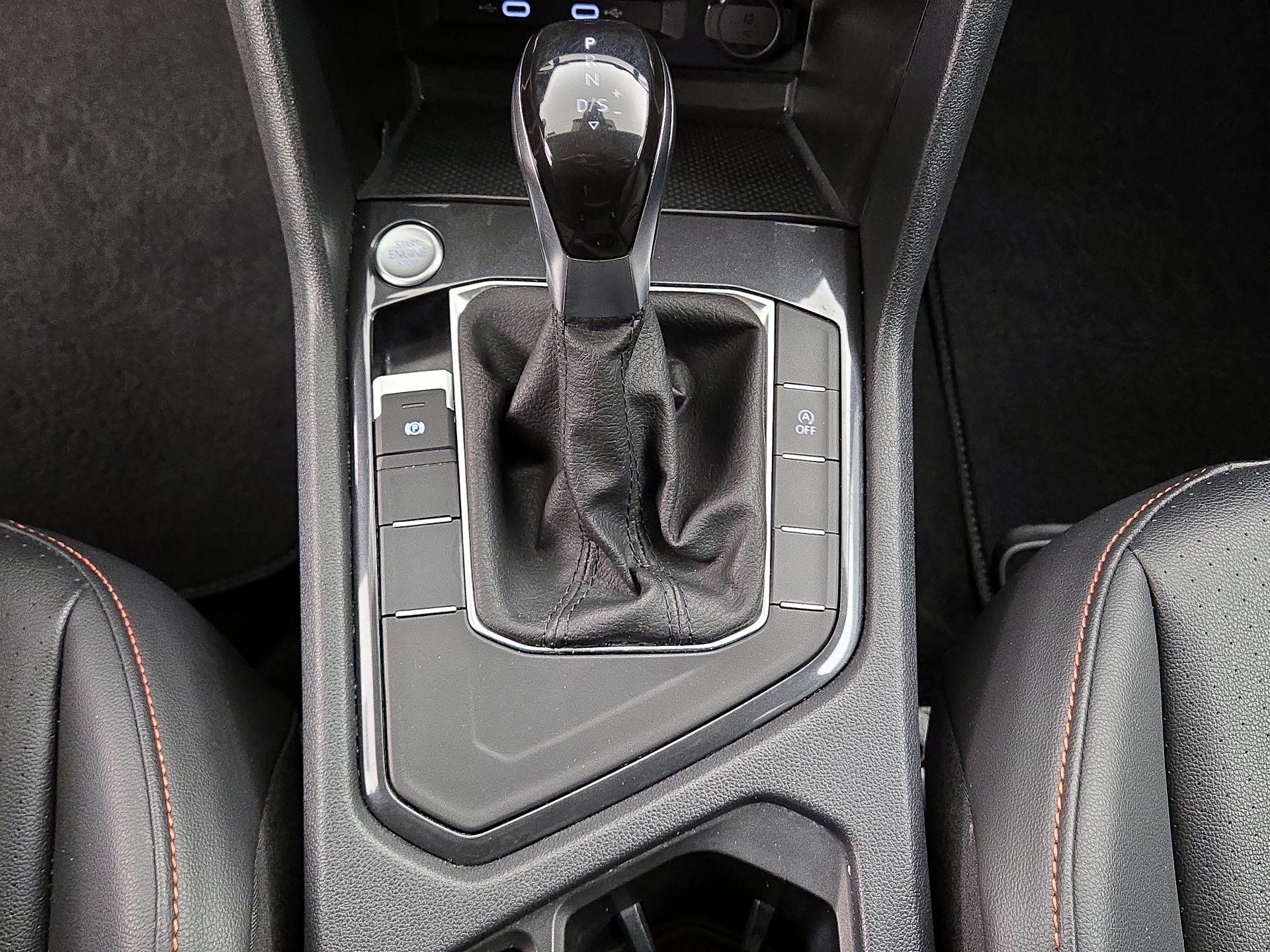 Thumbnail: 2024 Volkswagen Tiguan - 16