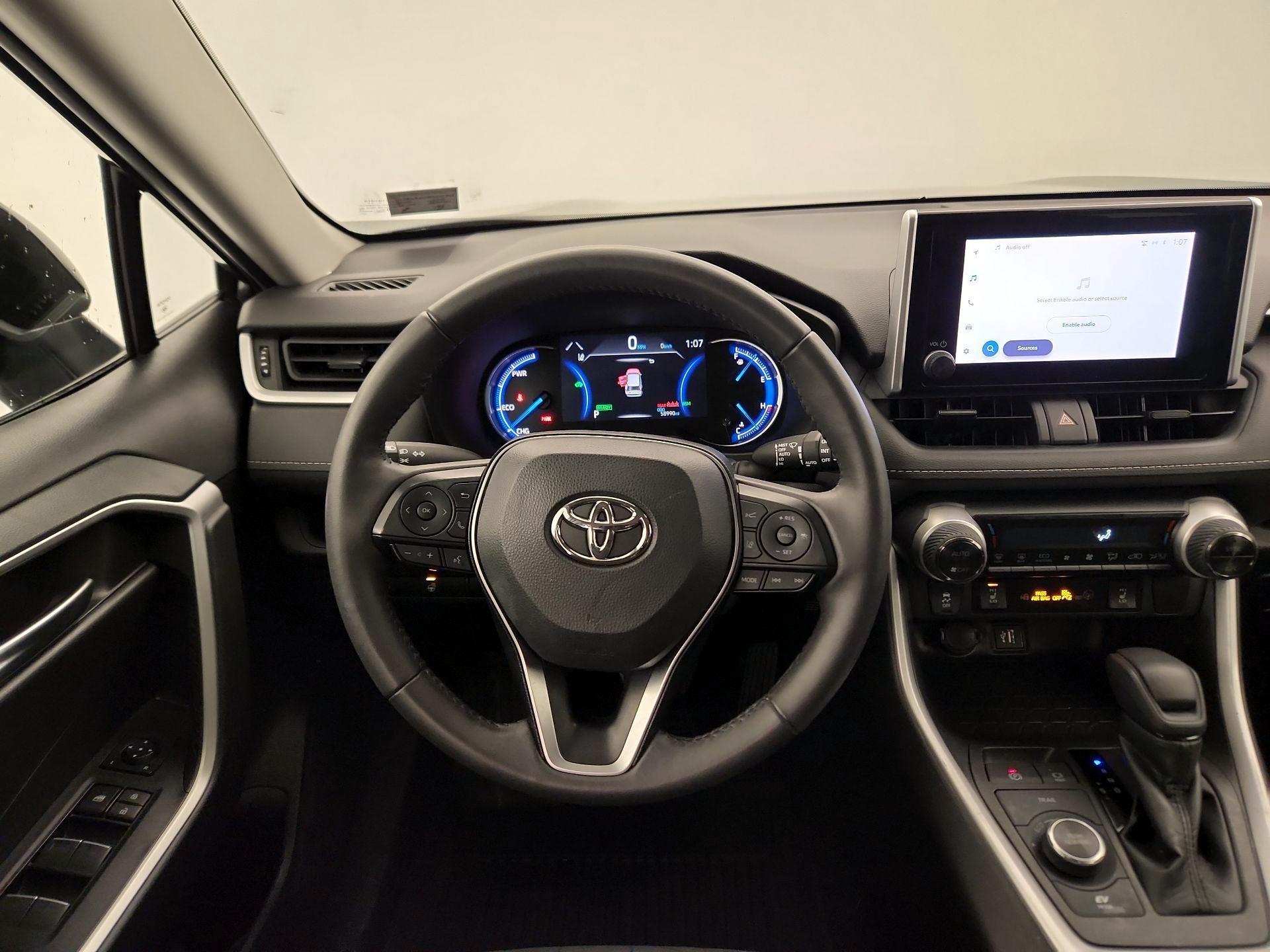 Thumbnail: 2023 Toyota RAV4 - 10