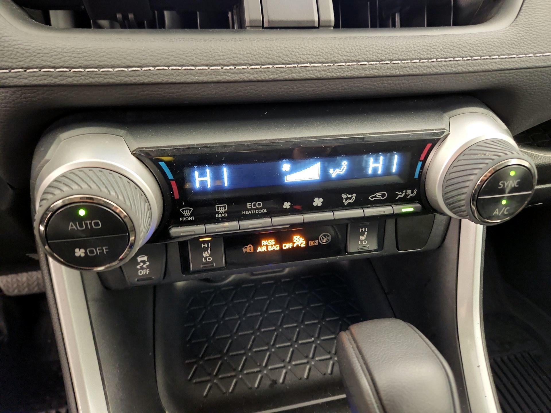 Thumbnail: 2023 Toyota RAV4 - 16