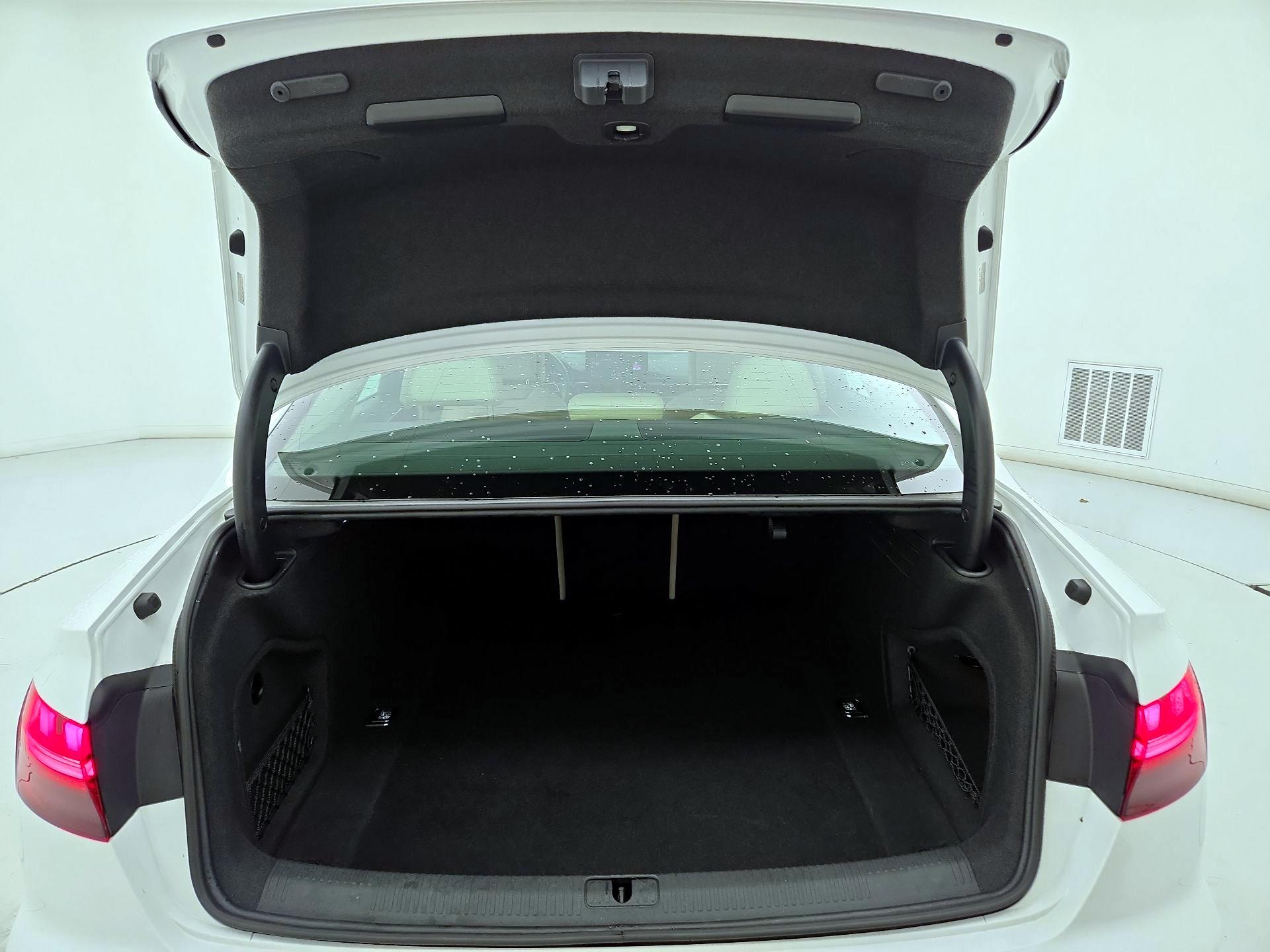 Thumbnail: 2023 Audi A4 - 20