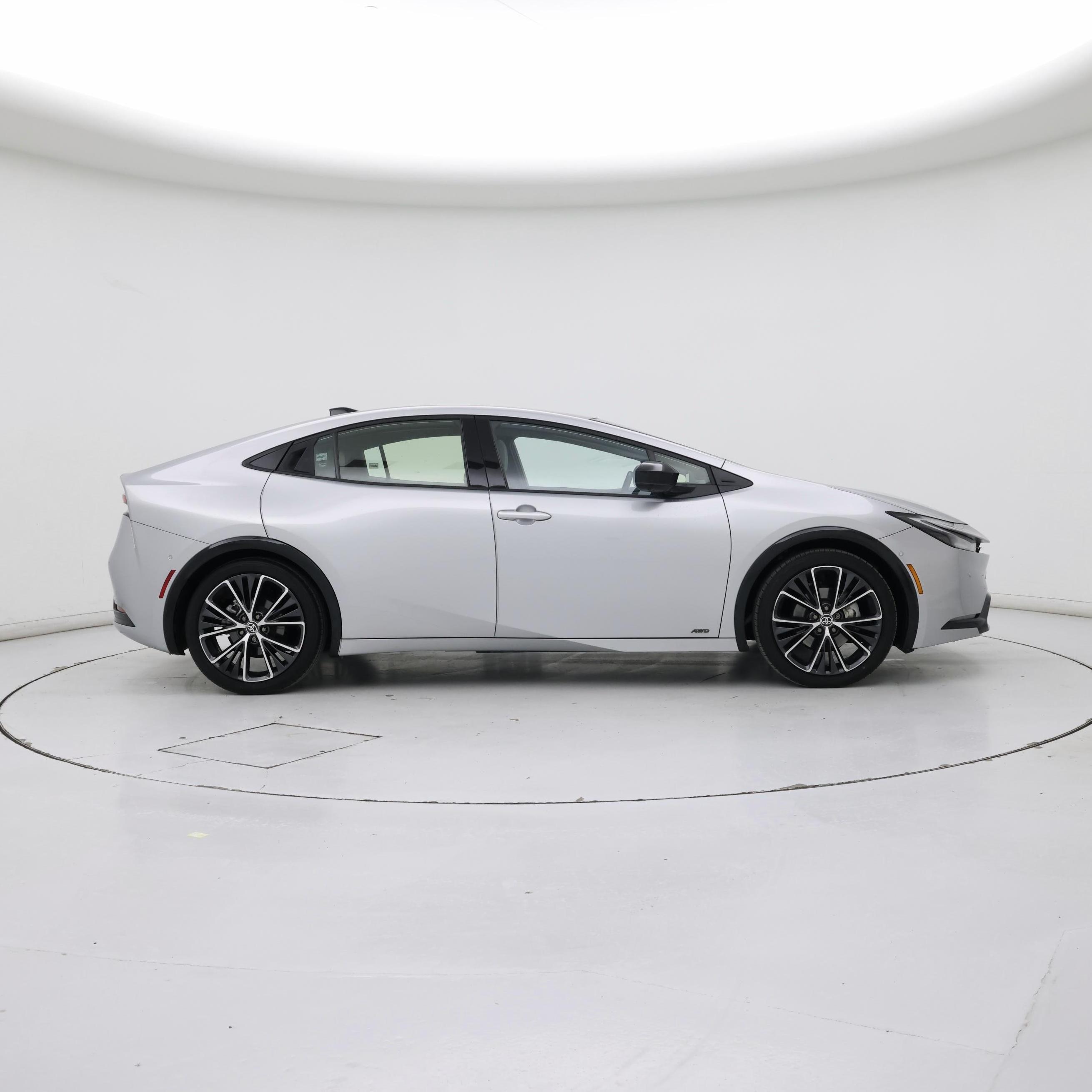 Thumbnail: 2024 Toyota Prius - 7