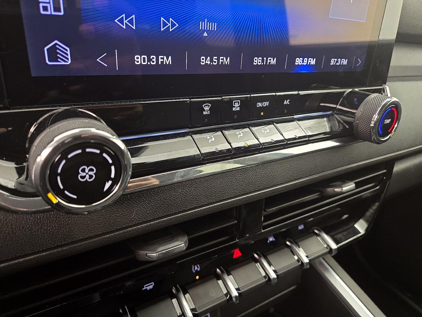 2026 Chevrolet Colorado Work Truck - Photo 17