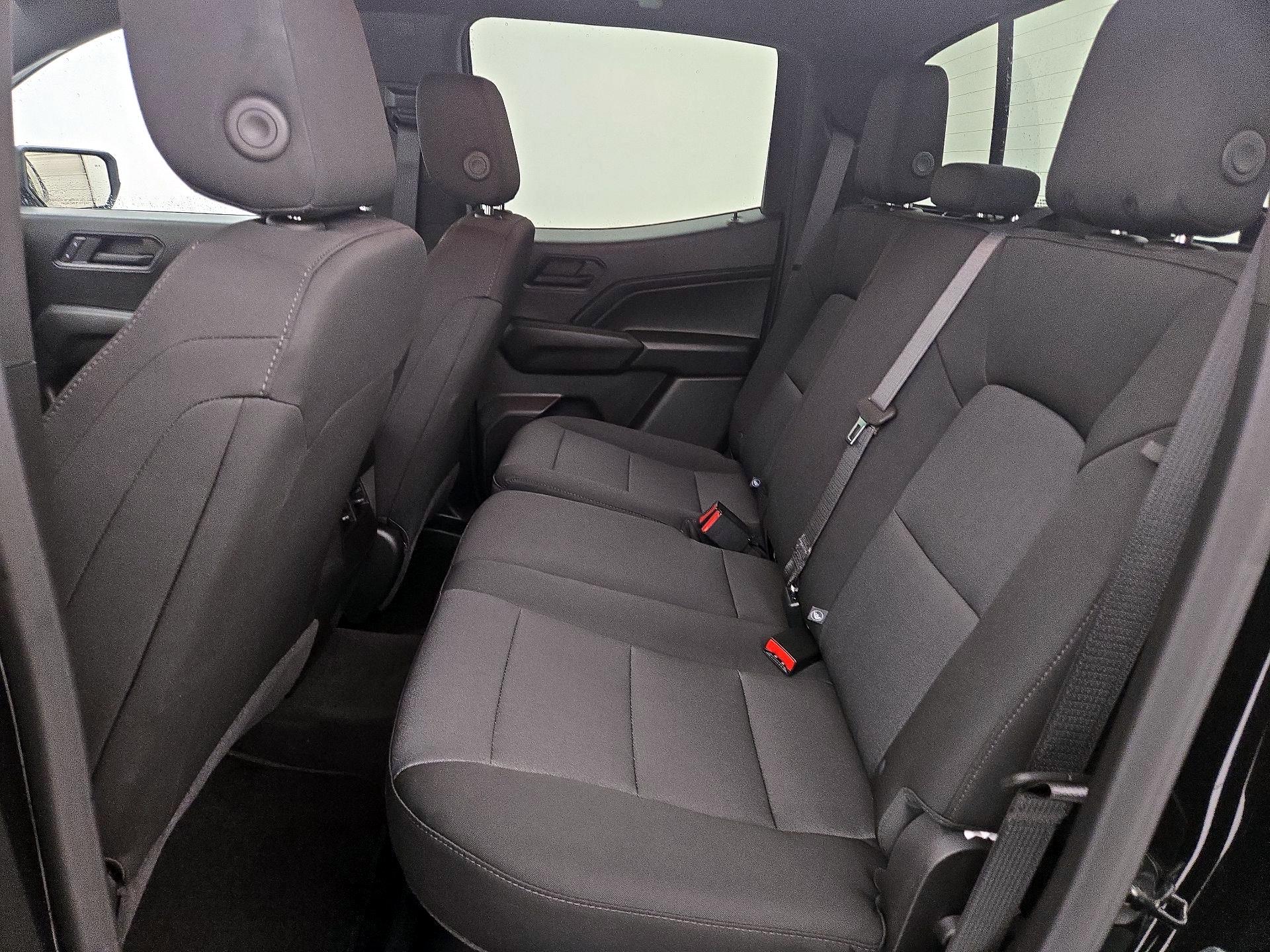 Thumbnail: 2026 Chevrolet Colorado - 19