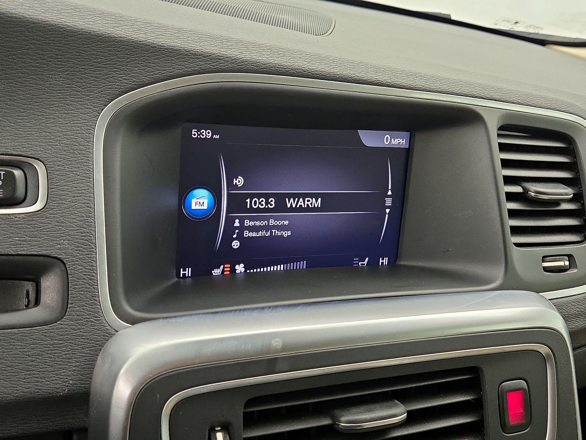 Thumbnail: 2018 Volvo S60 - 15