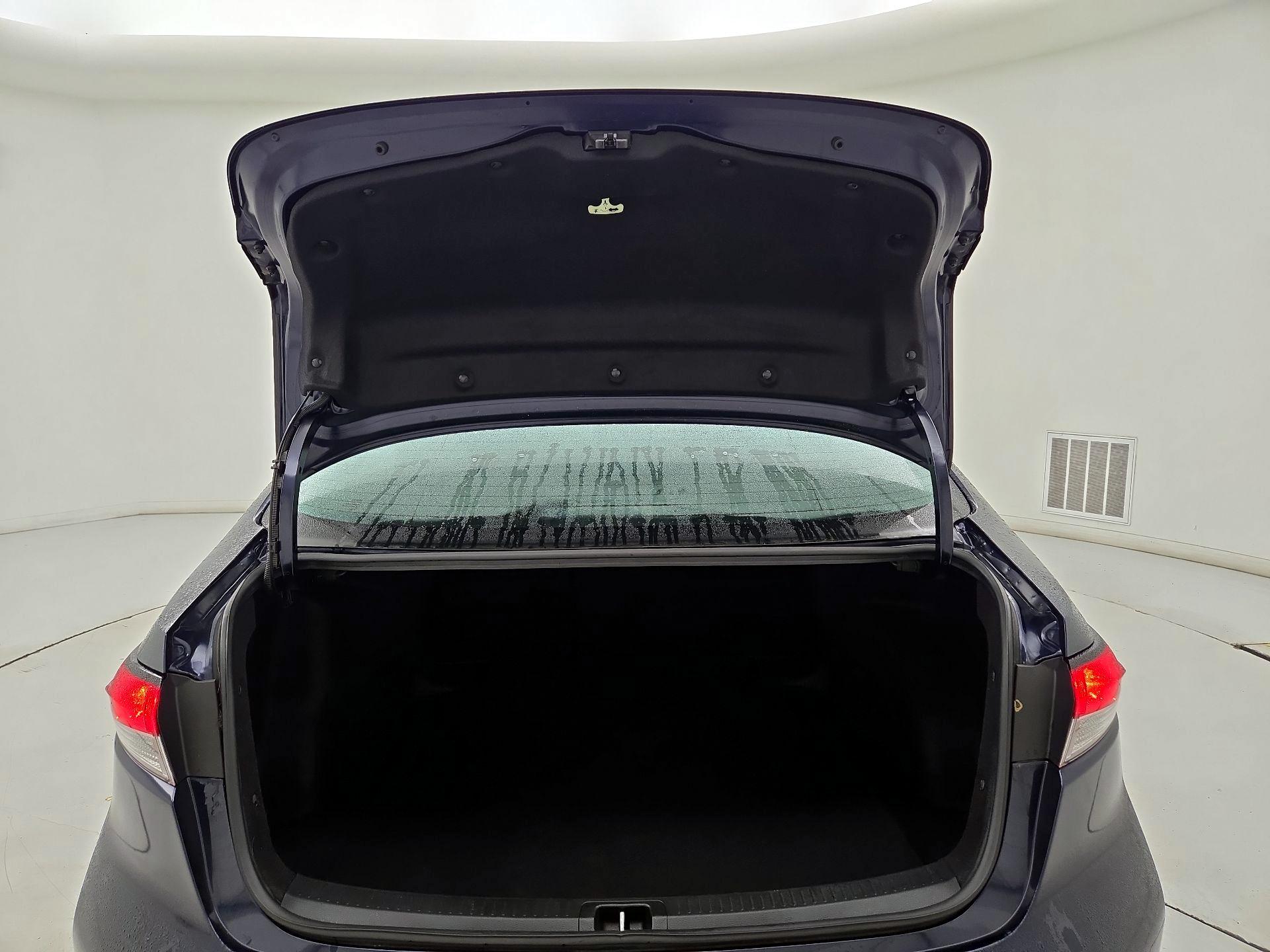 Thumbnail: 2020 Toyota Corolla - 19