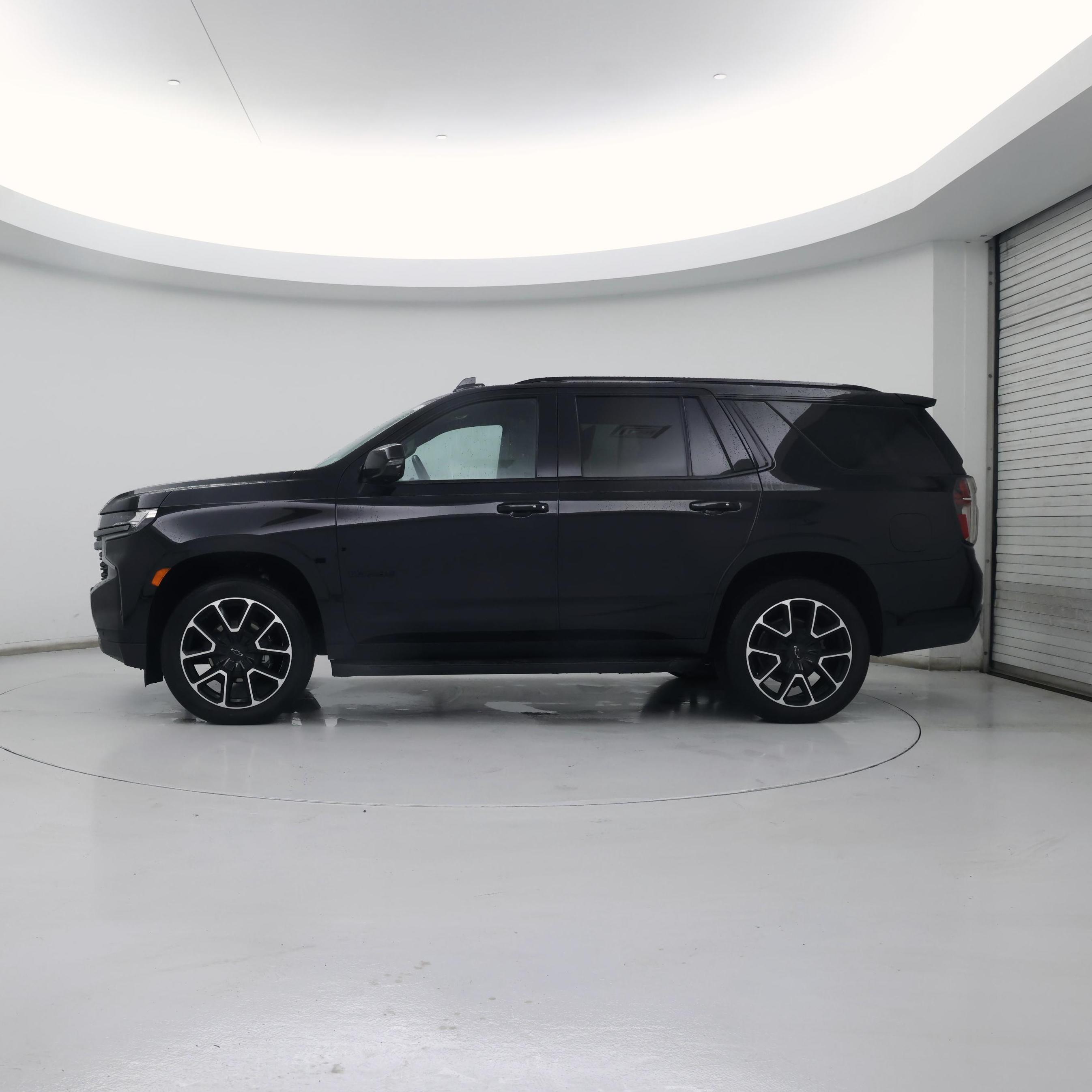Thumbnail: 2021 Chevrolet Tahoe - 3