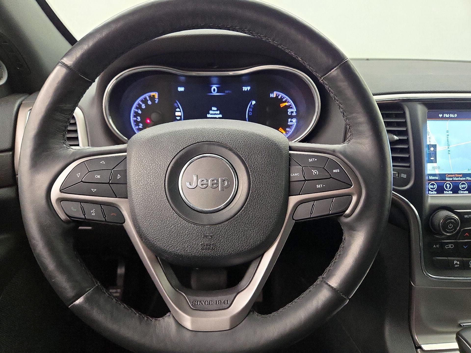 Thumbnail: 2018 Jeep Grand Cherokee - 10