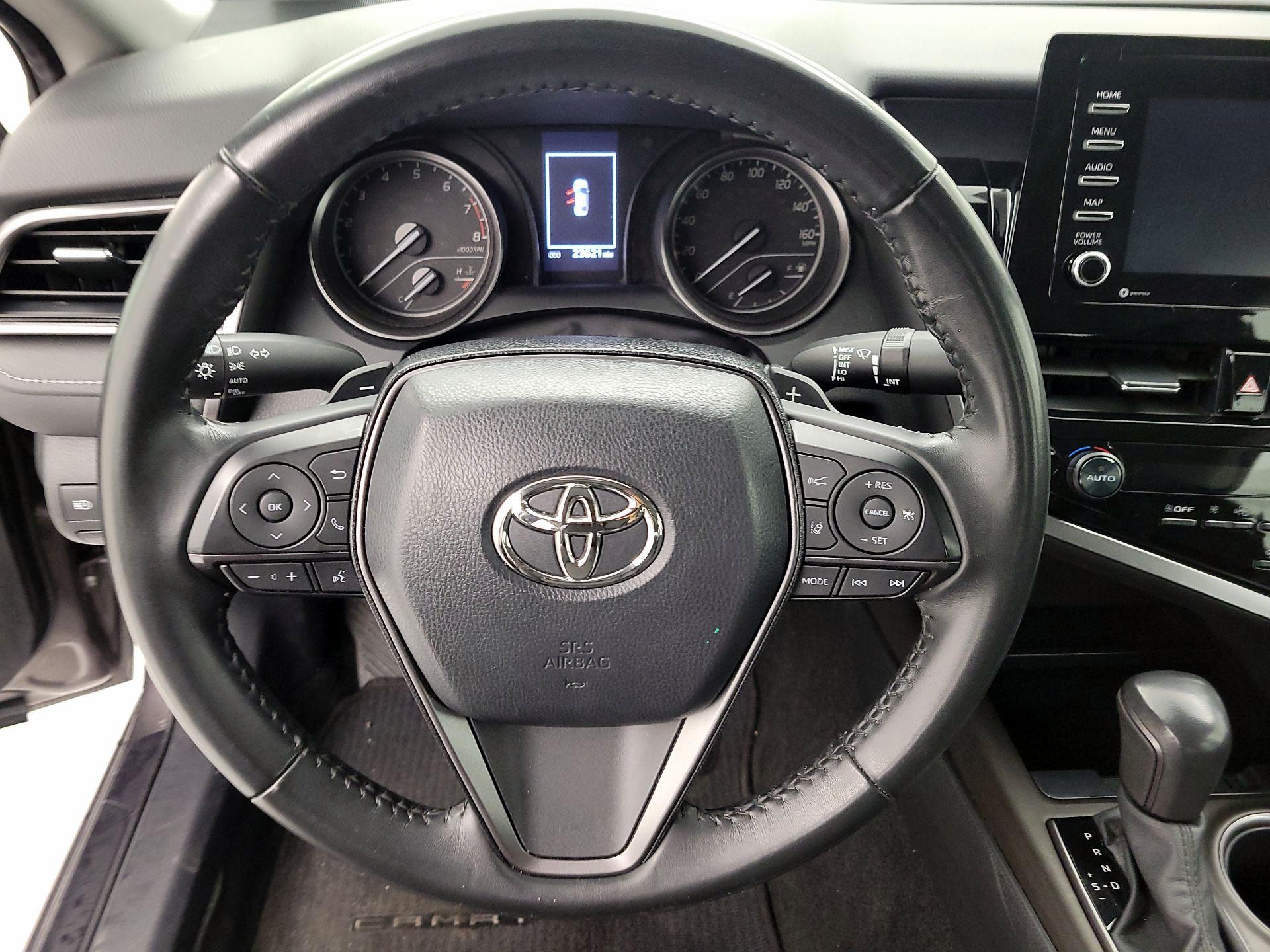 Thumbnail: 2023 Toyota Camry - 10