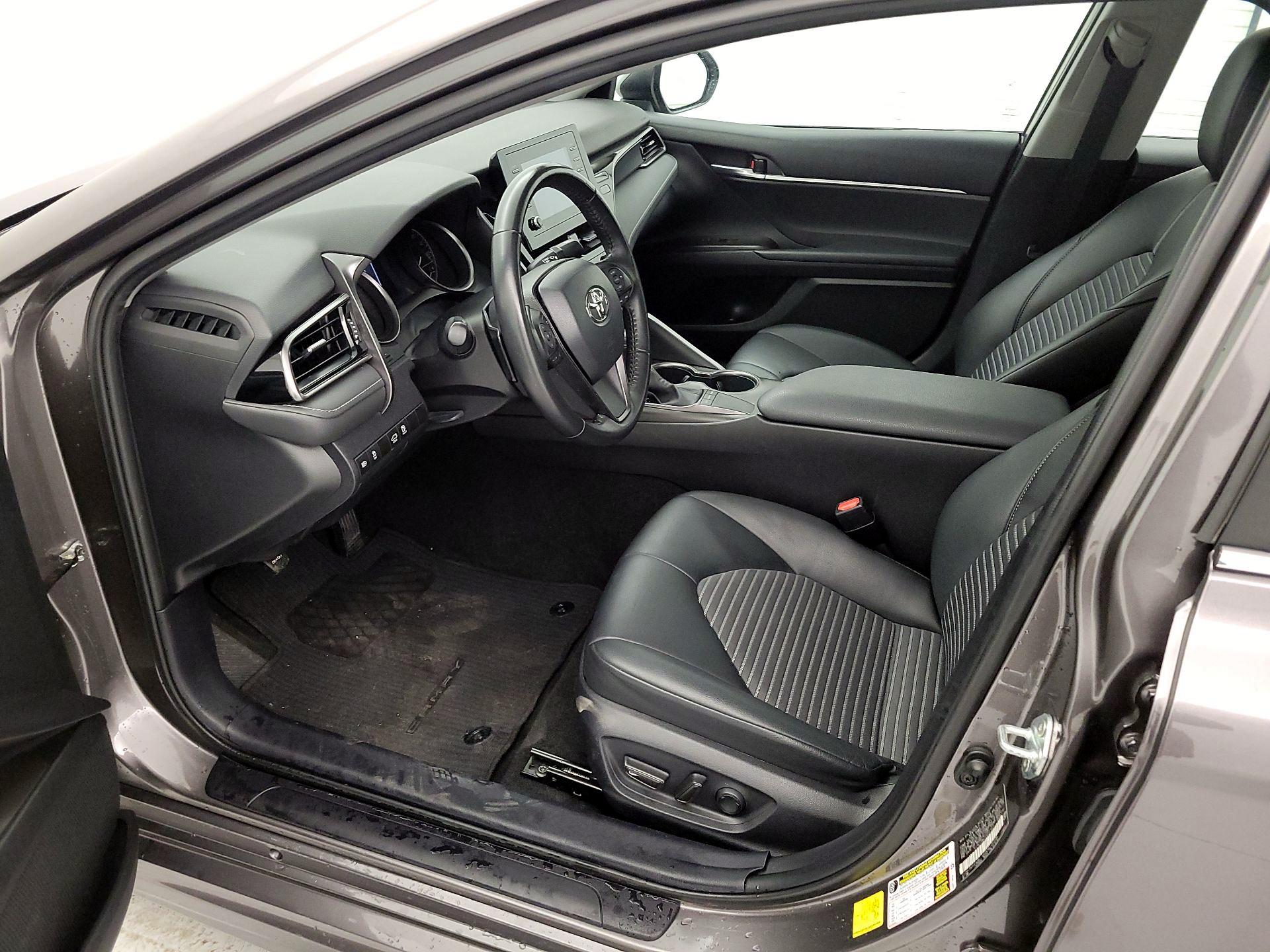 Thumbnail: 2023 Toyota Camry - 11