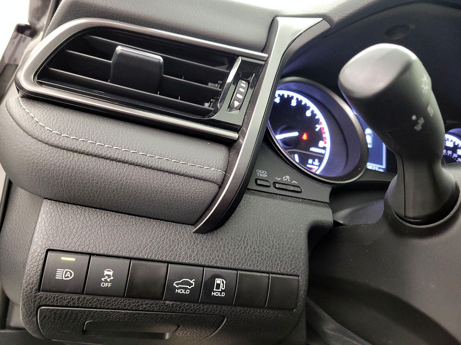 Thumbnail: 2023 Toyota Camry - 13