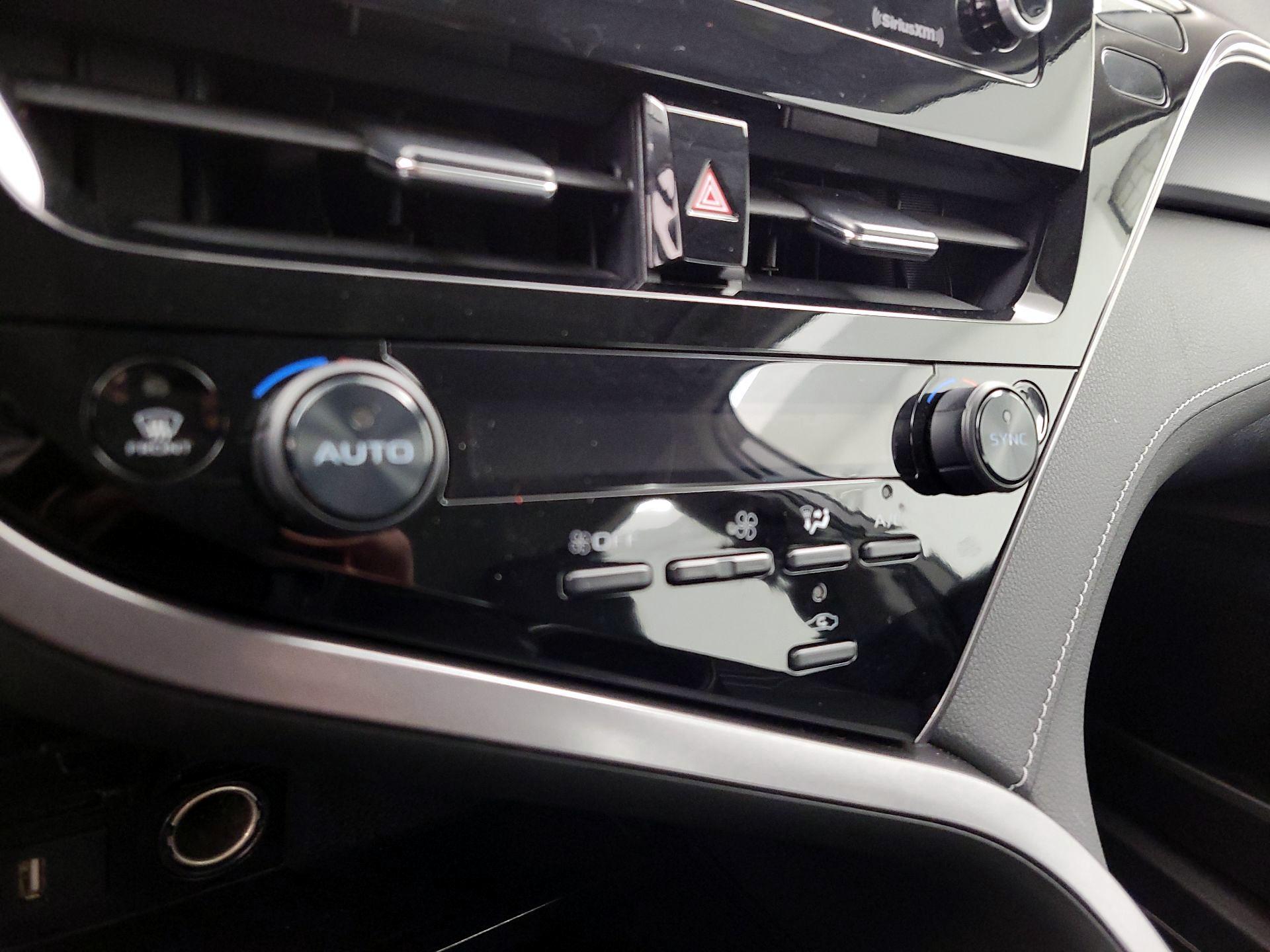 Thumbnail: 2023 Toyota Camry - 16