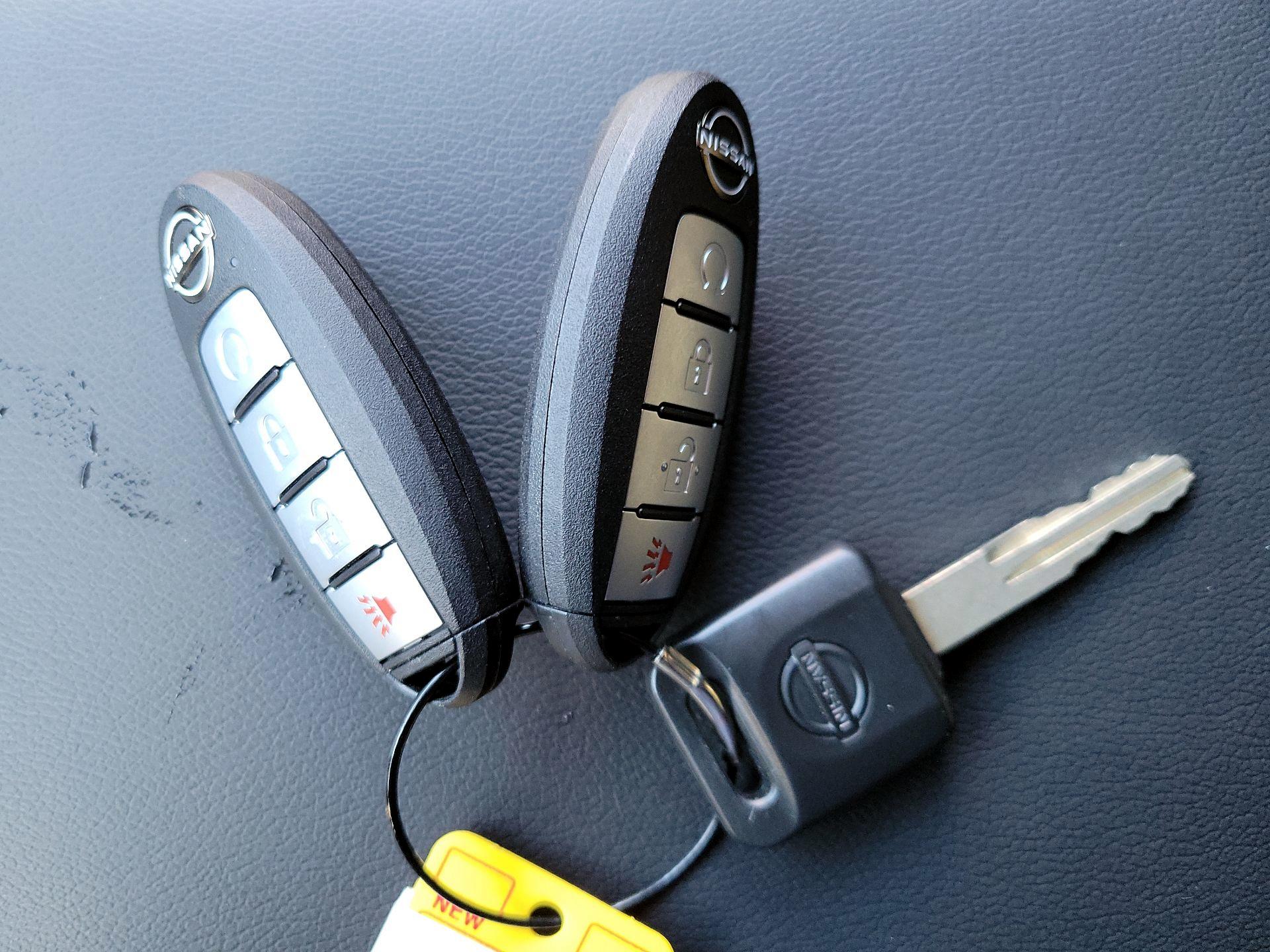 Thumbnail: 2025 Nissan Frontier - 20