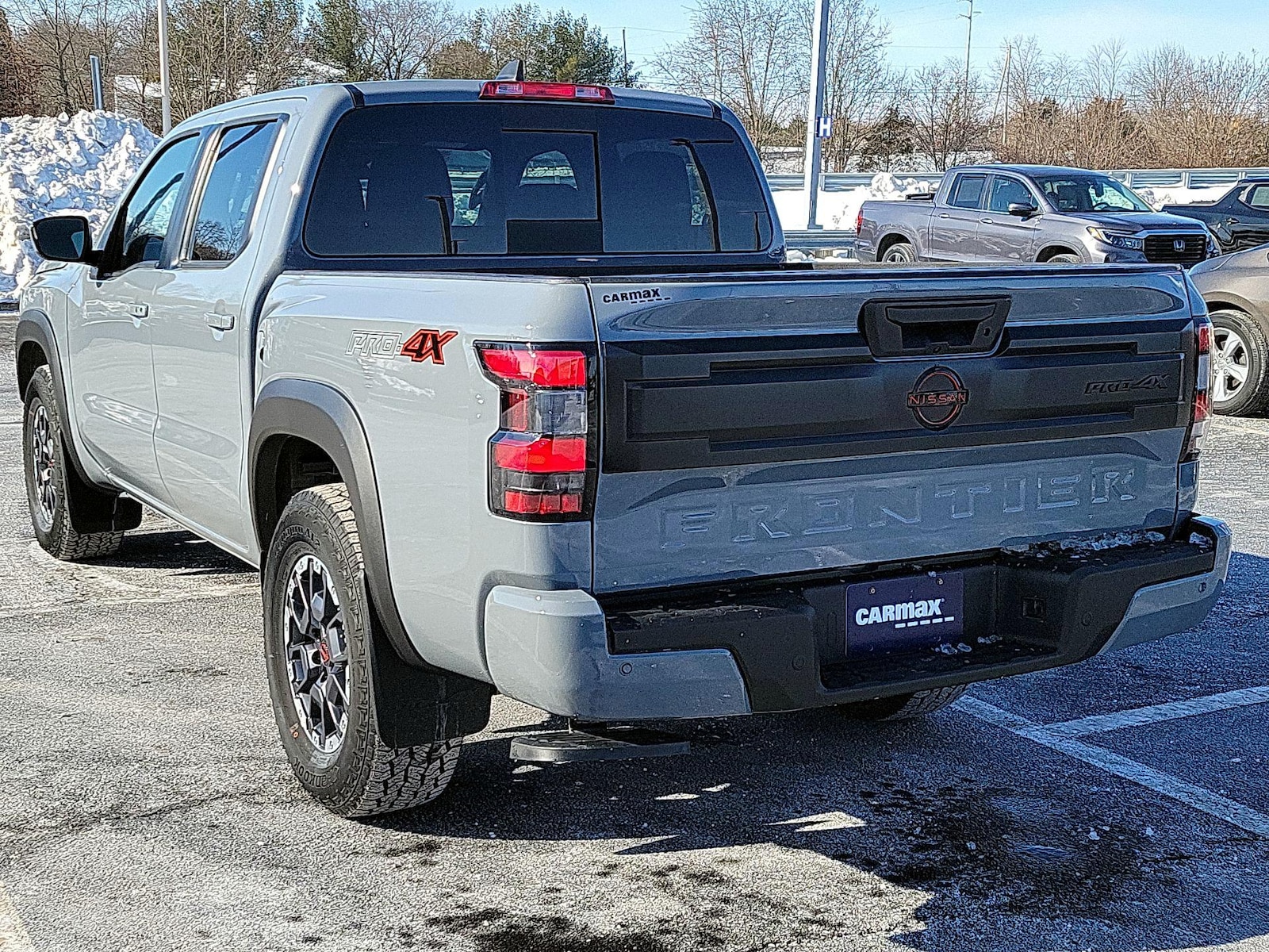 2025 Nissan Frontier PRO-4X - Photo 8