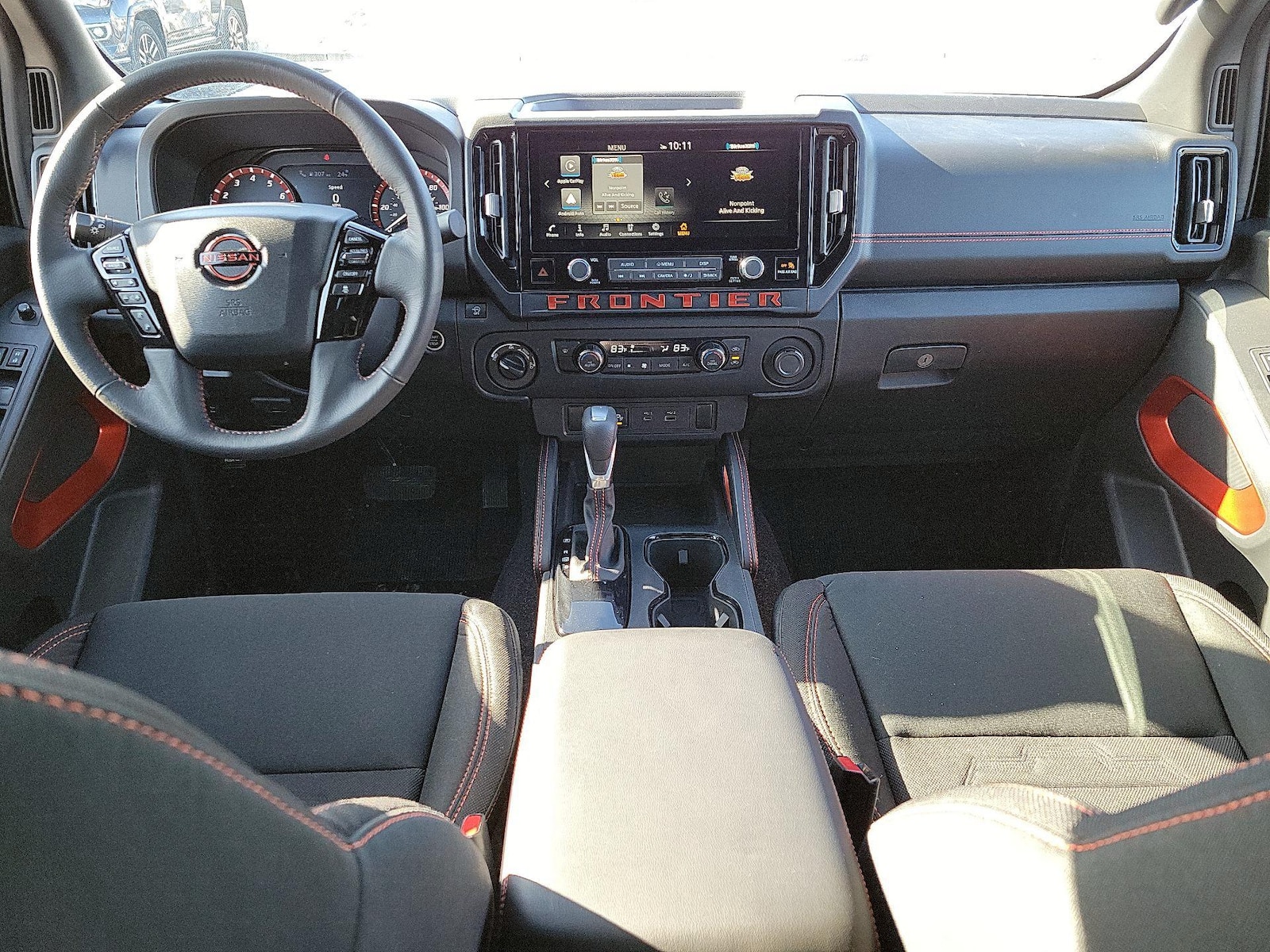 2025 Nissan Frontier PRO-4X - Photo 9
