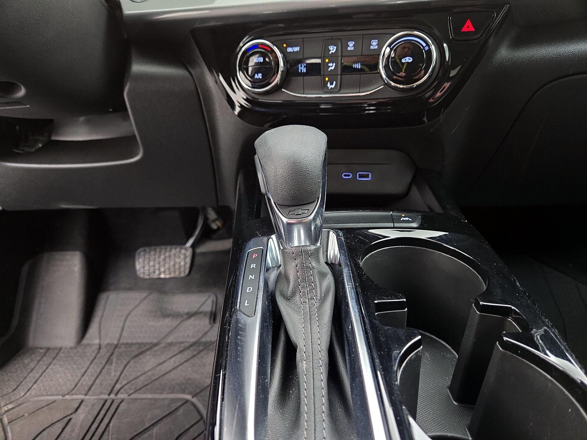 Thumbnail: 2025 Chevrolet Trax - 17