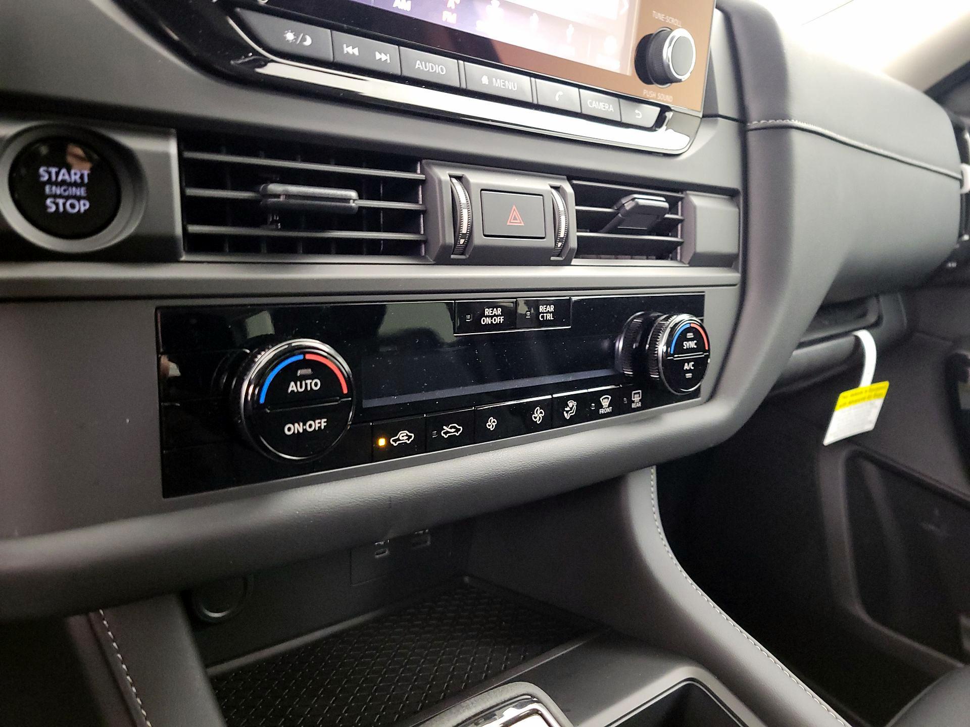 Thumbnail: 2025 Nissan Pathfinder - 16