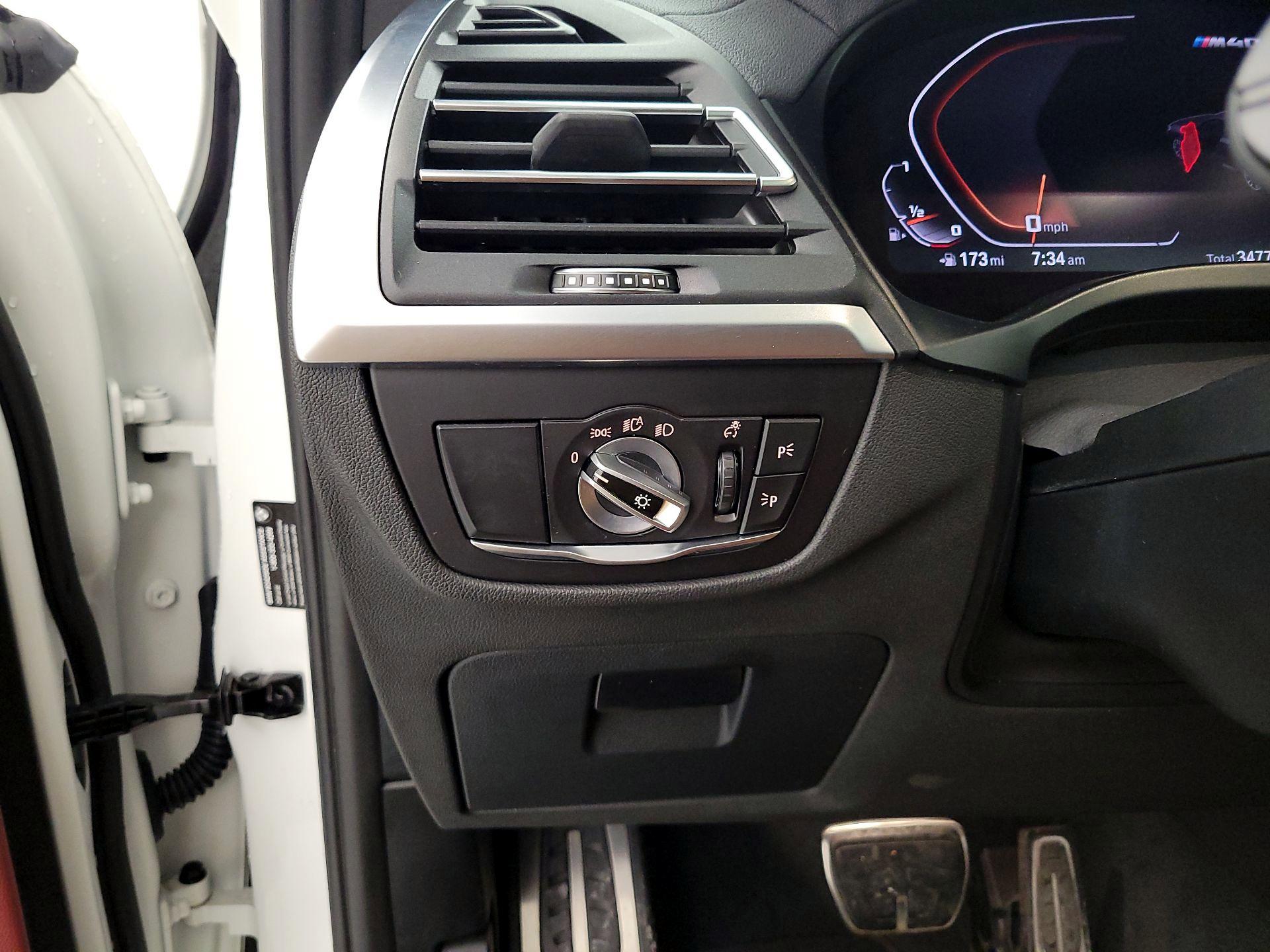 Thumbnail: 2023 BMW X4 - 13