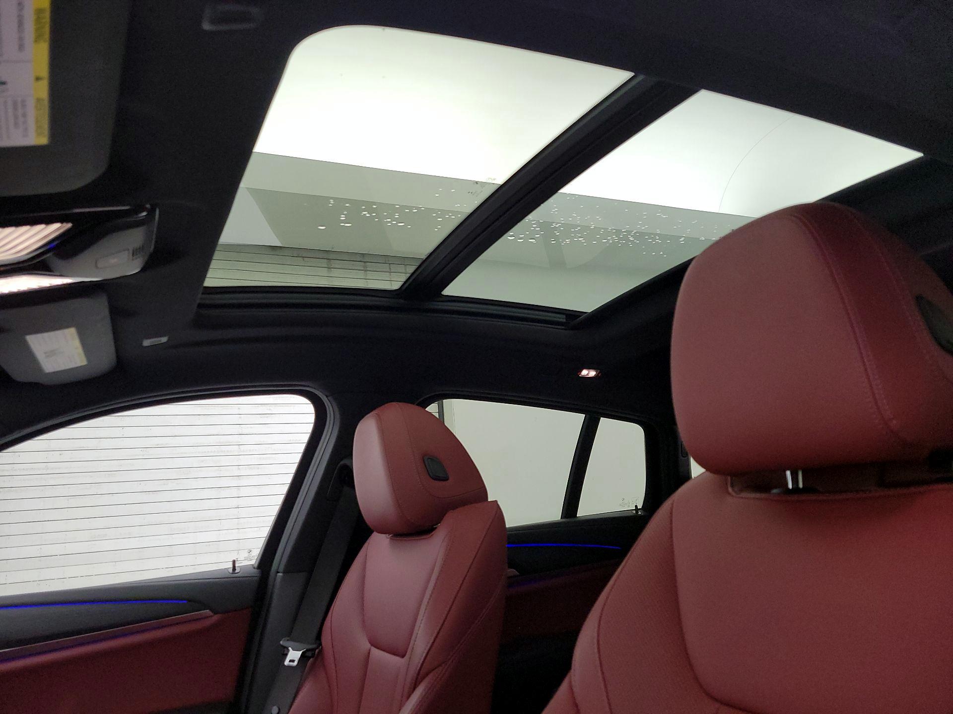 Thumbnail: 2023 BMW X4 - 20